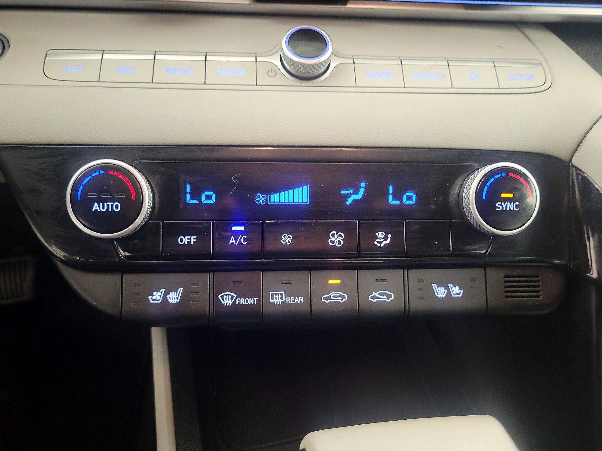 Thumbnail: 2025 Hyundai Elantra - 15