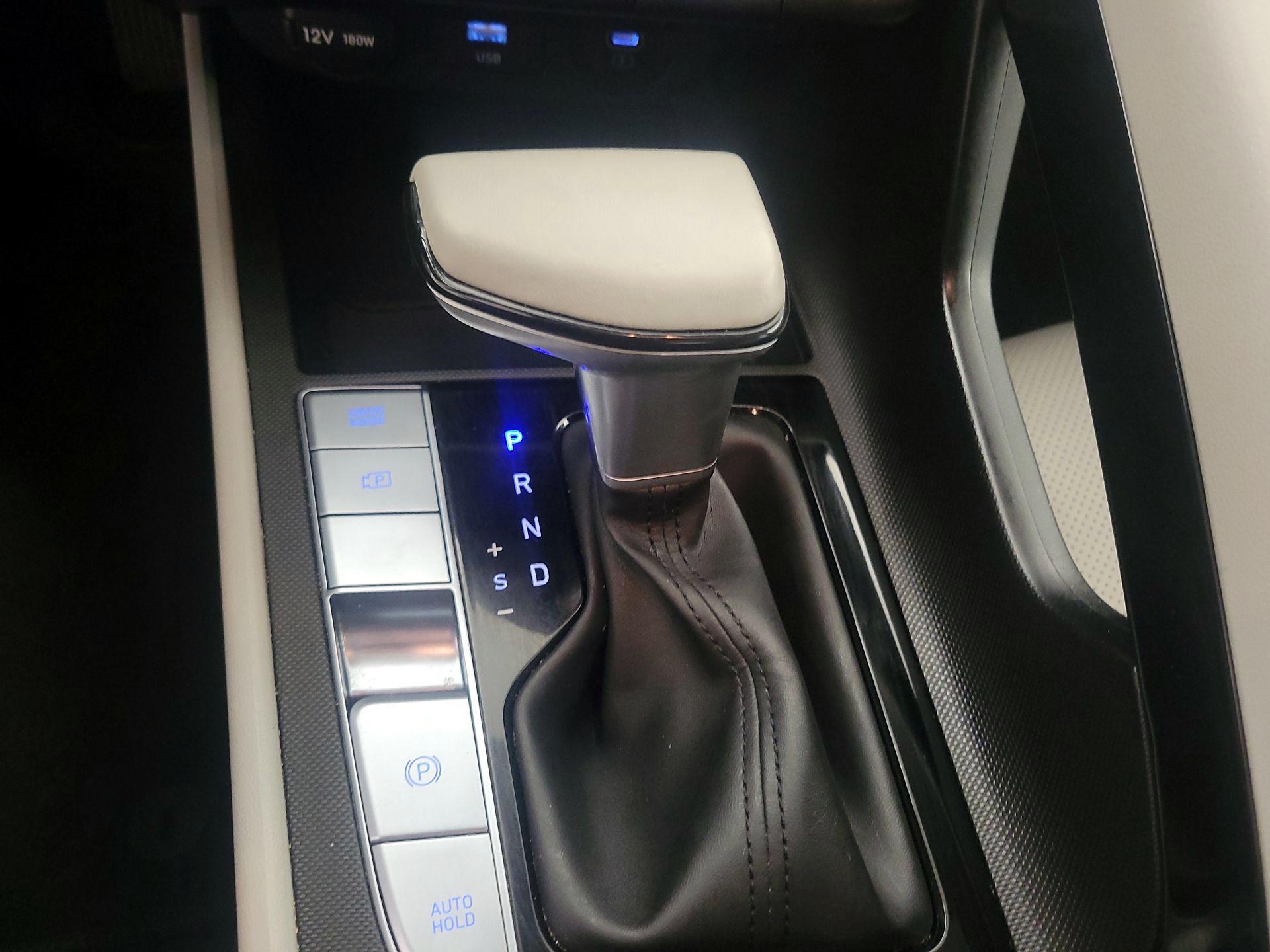 Thumbnail: 2025 Hyundai Elantra - 16