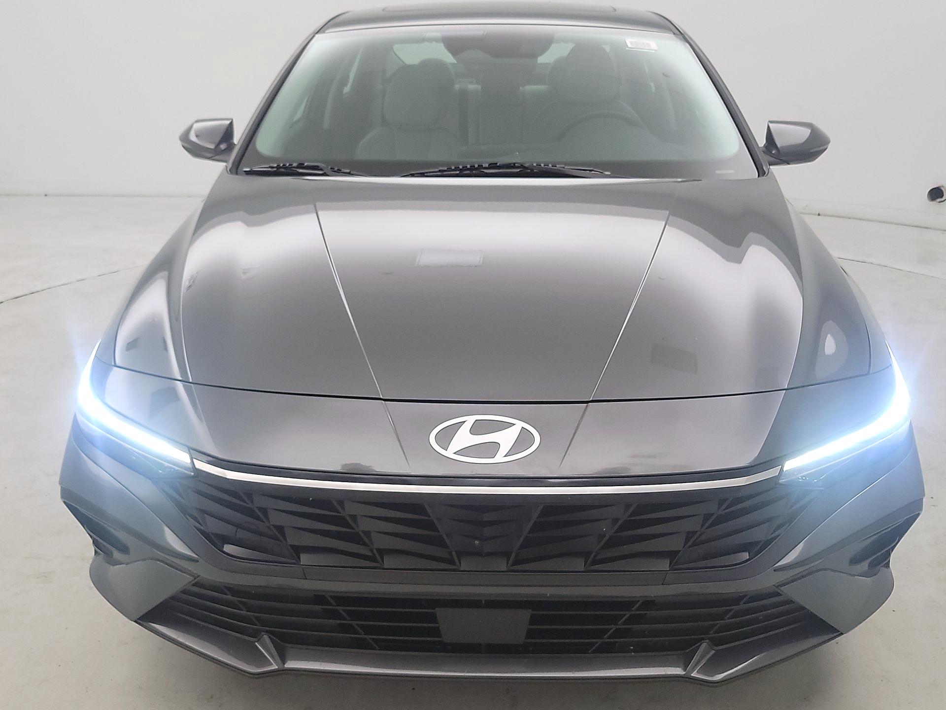 Thumbnail: 2025 Hyundai Elantra - 2
