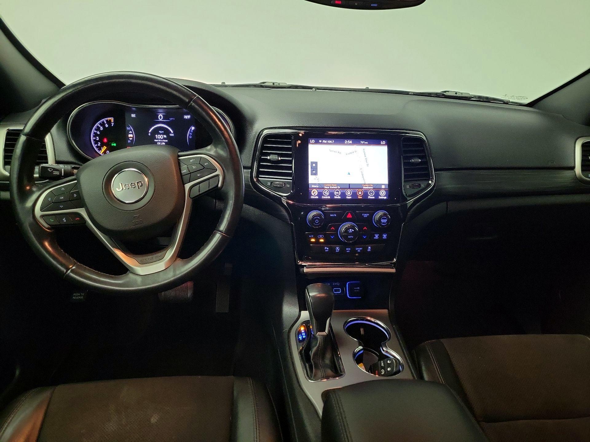Thumbnail: 2022 Jeep Grand Cherokee - 9