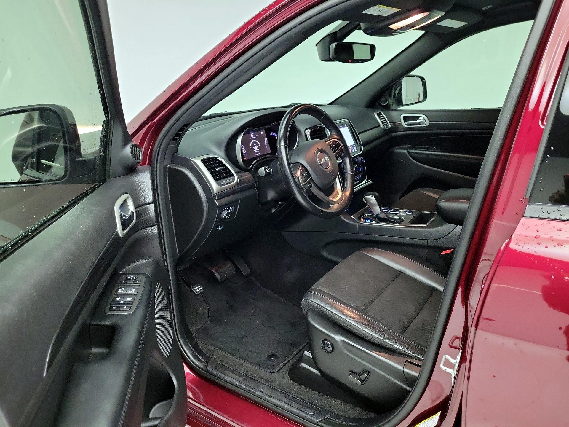 Thumbnail: 2022 Jeep Grand Cherokee - 11