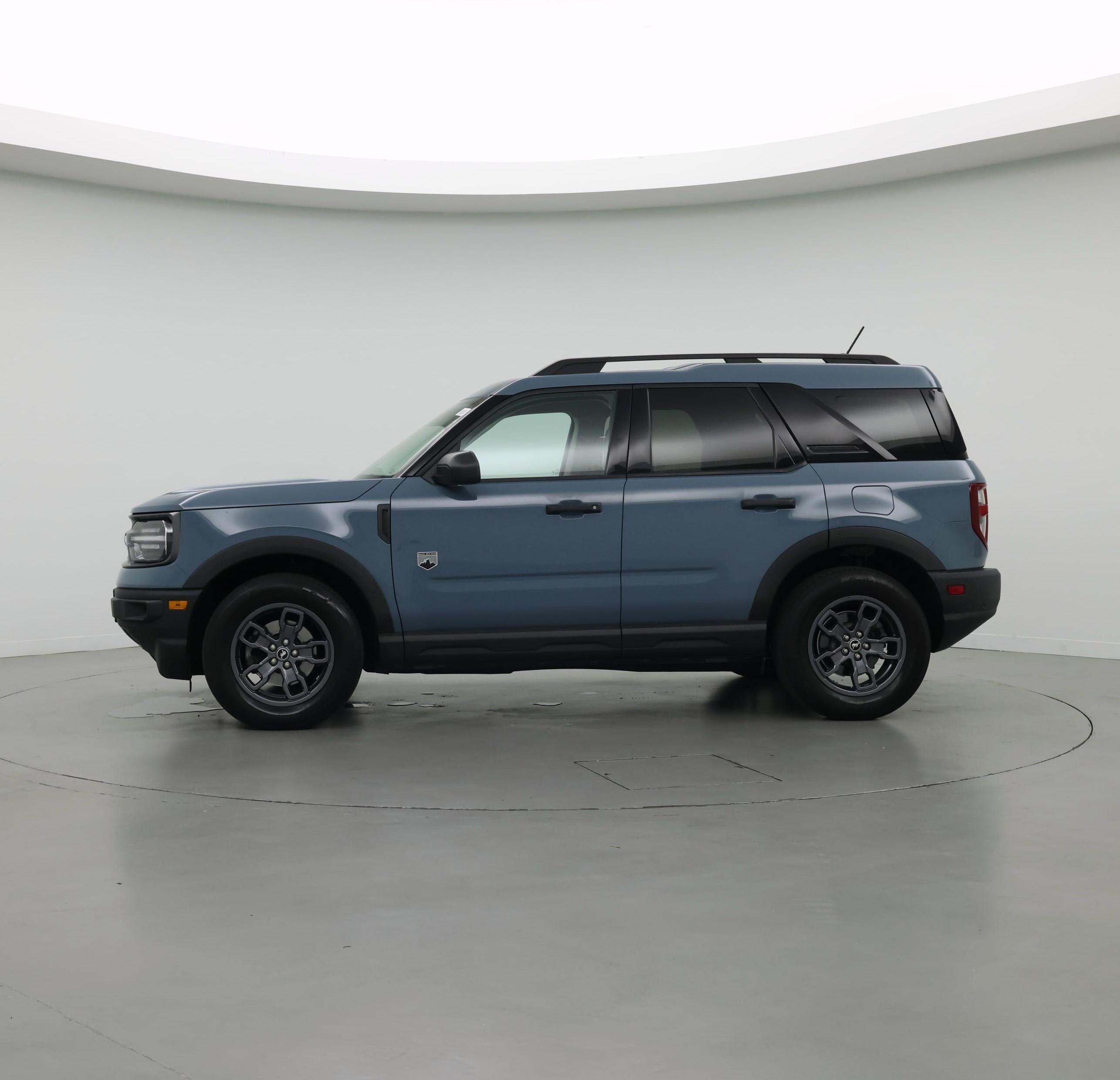 Thumbnail: 2022 Ford Bronco Sport - 3