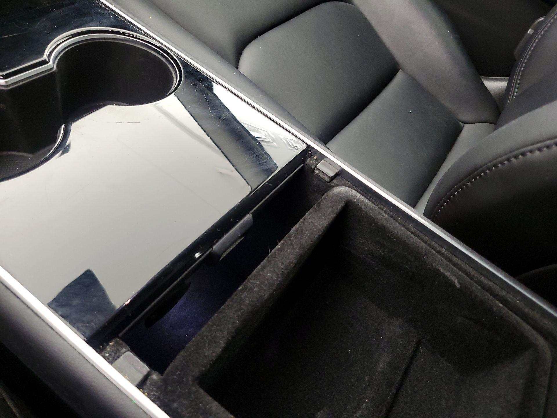 Thumbnail: 2019 Tesla Model 3 - 18