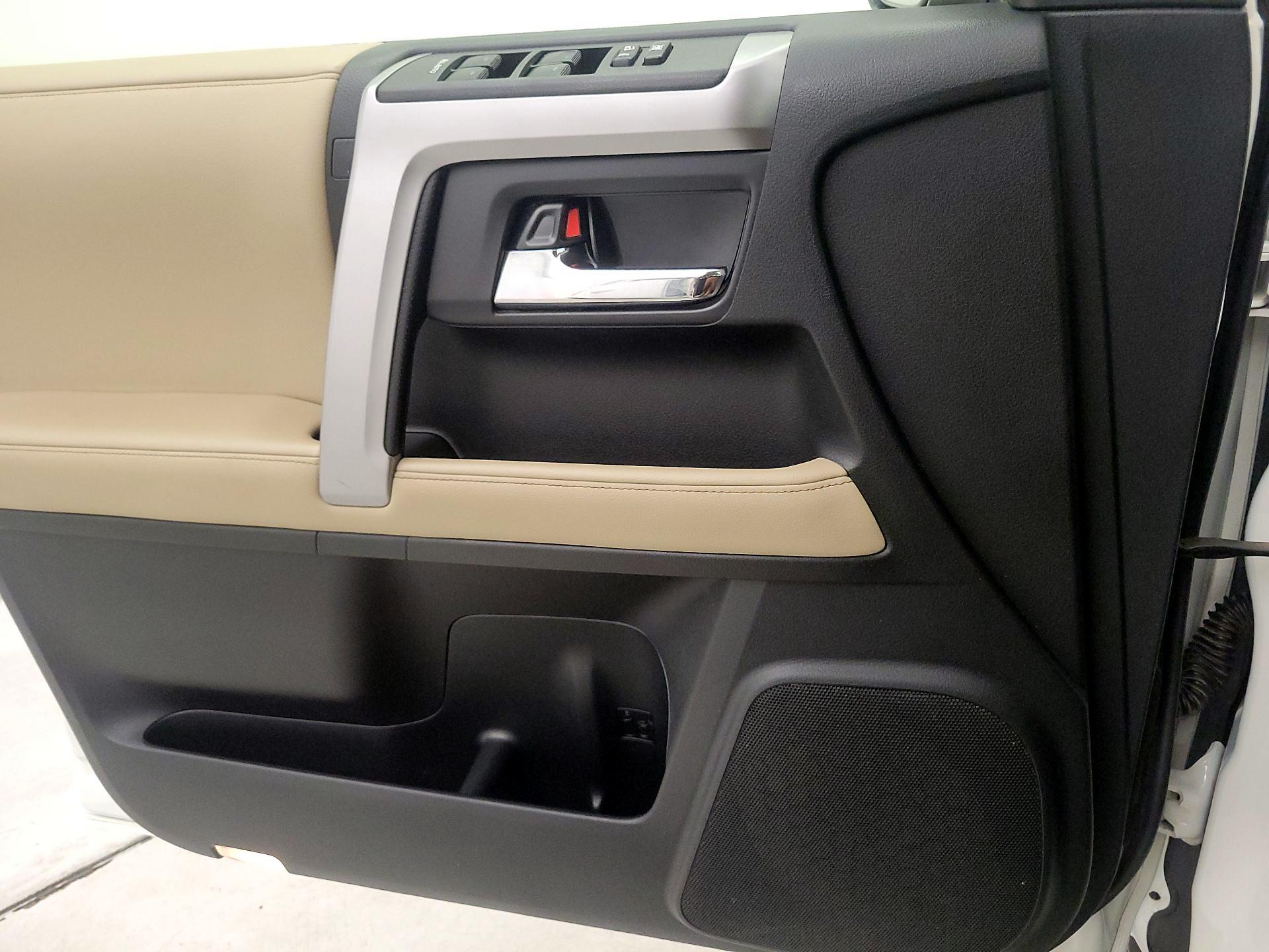 Thumbnail: 2024 Toyota 4Runner - 12