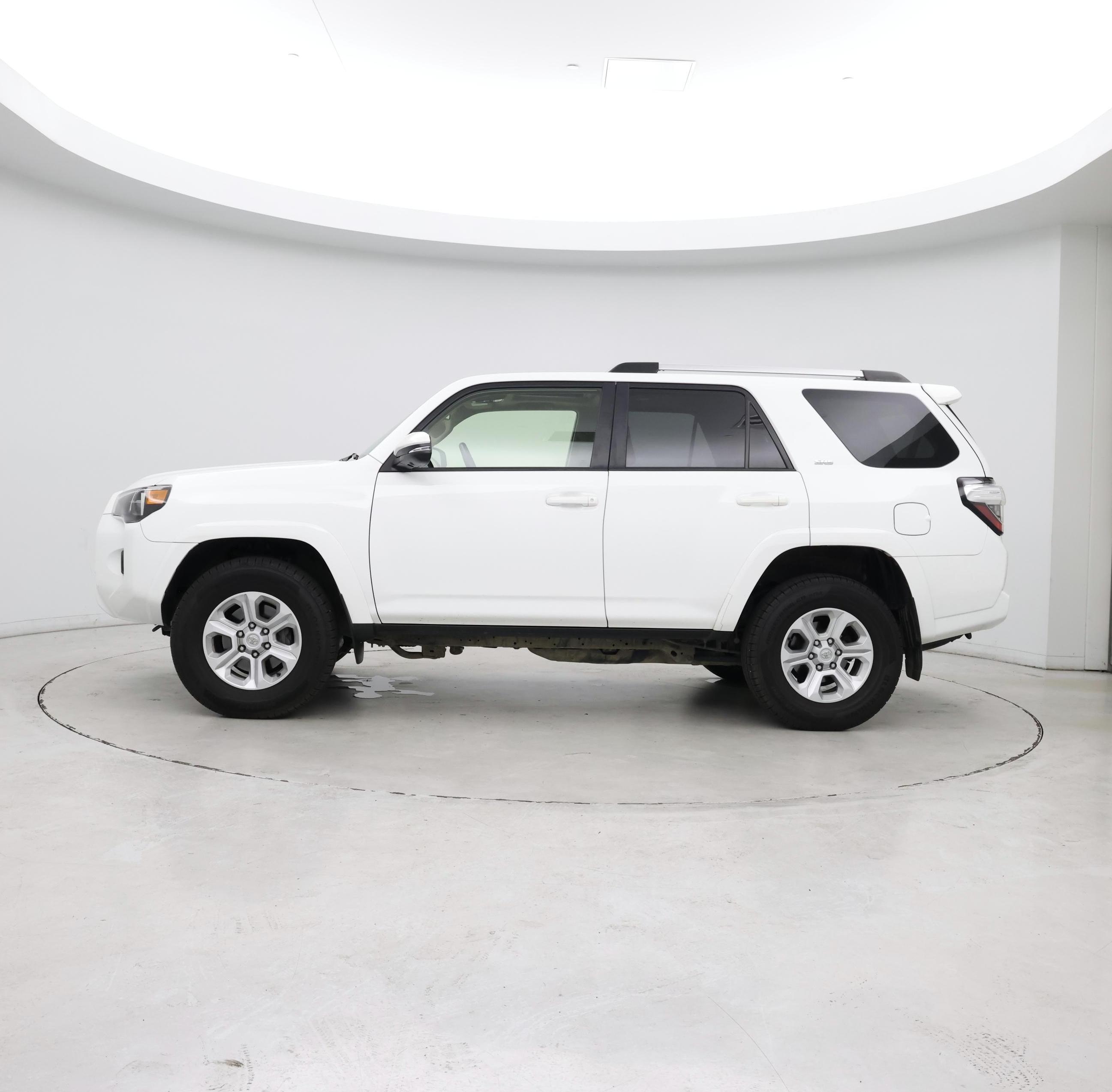 Thumbnail: 2024 Toyota 4Runner - 3