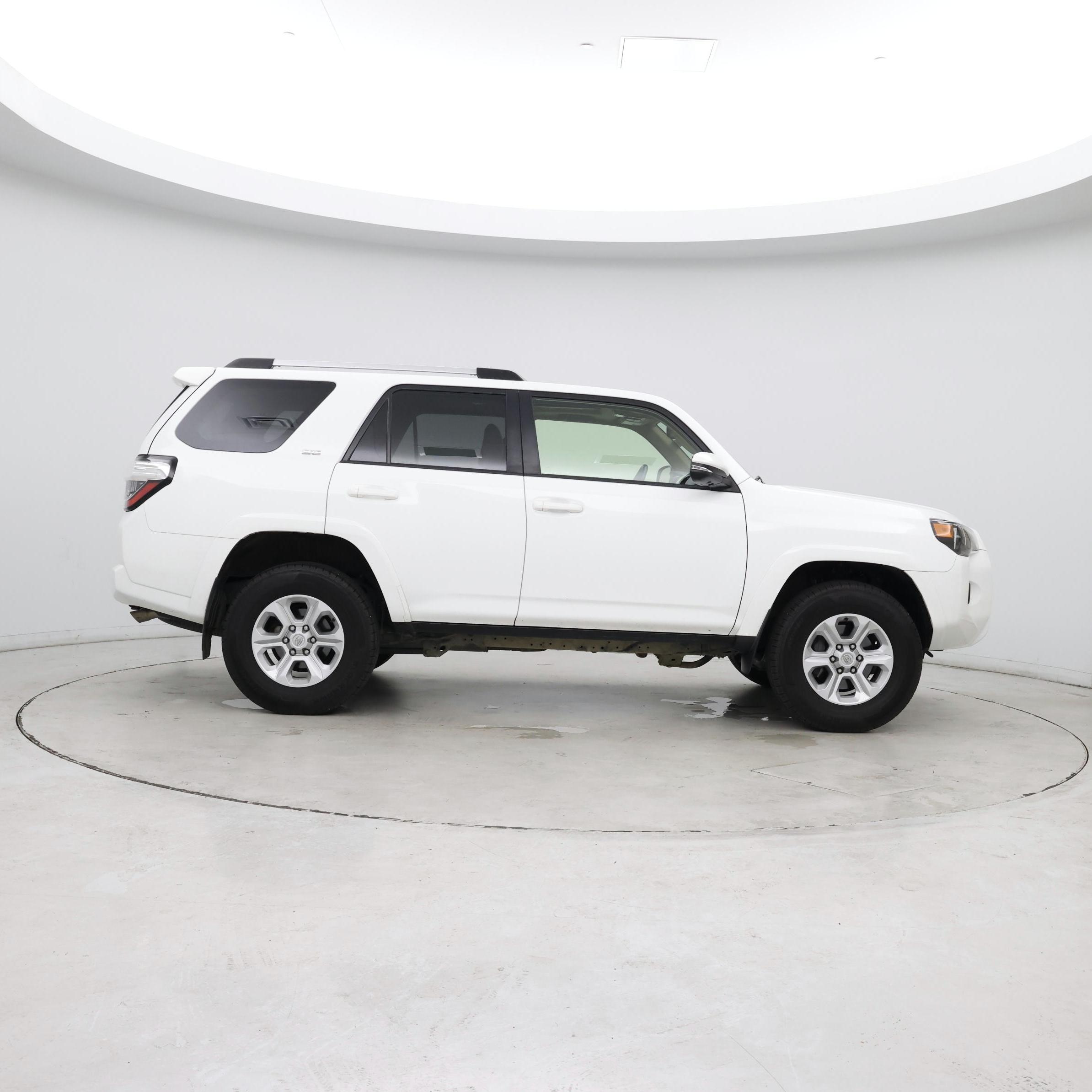 Thumbnail: 2024 Toyota 4Runner - 7