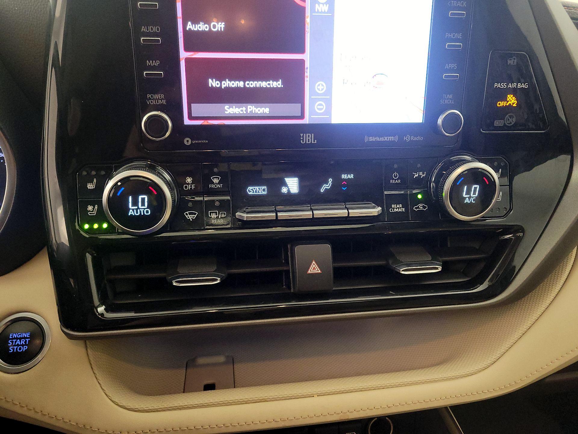 Thumbnail: 2020 Toyota Highlander - 14