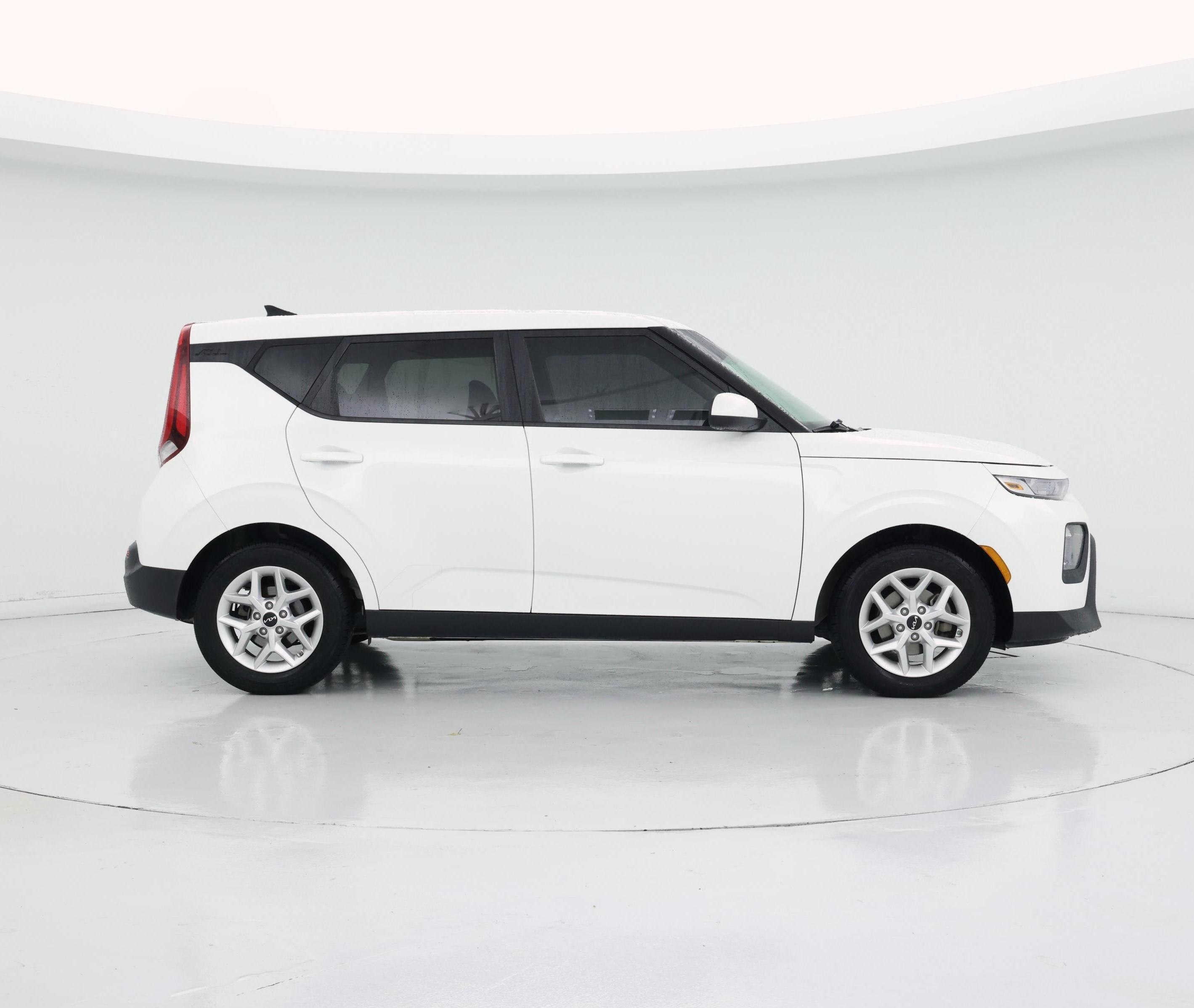 Thumbnail: 2022 Kia Soul - 7