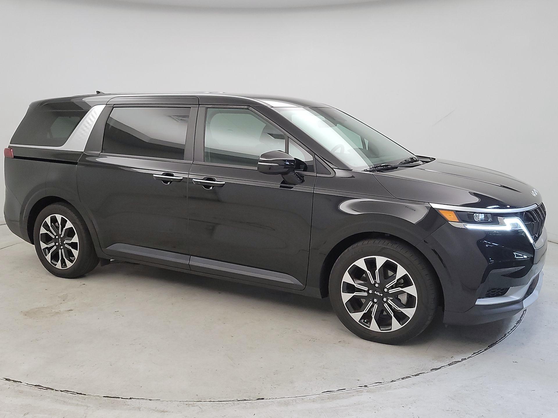 Thumbnail: 2024 Kia Carnival - 1