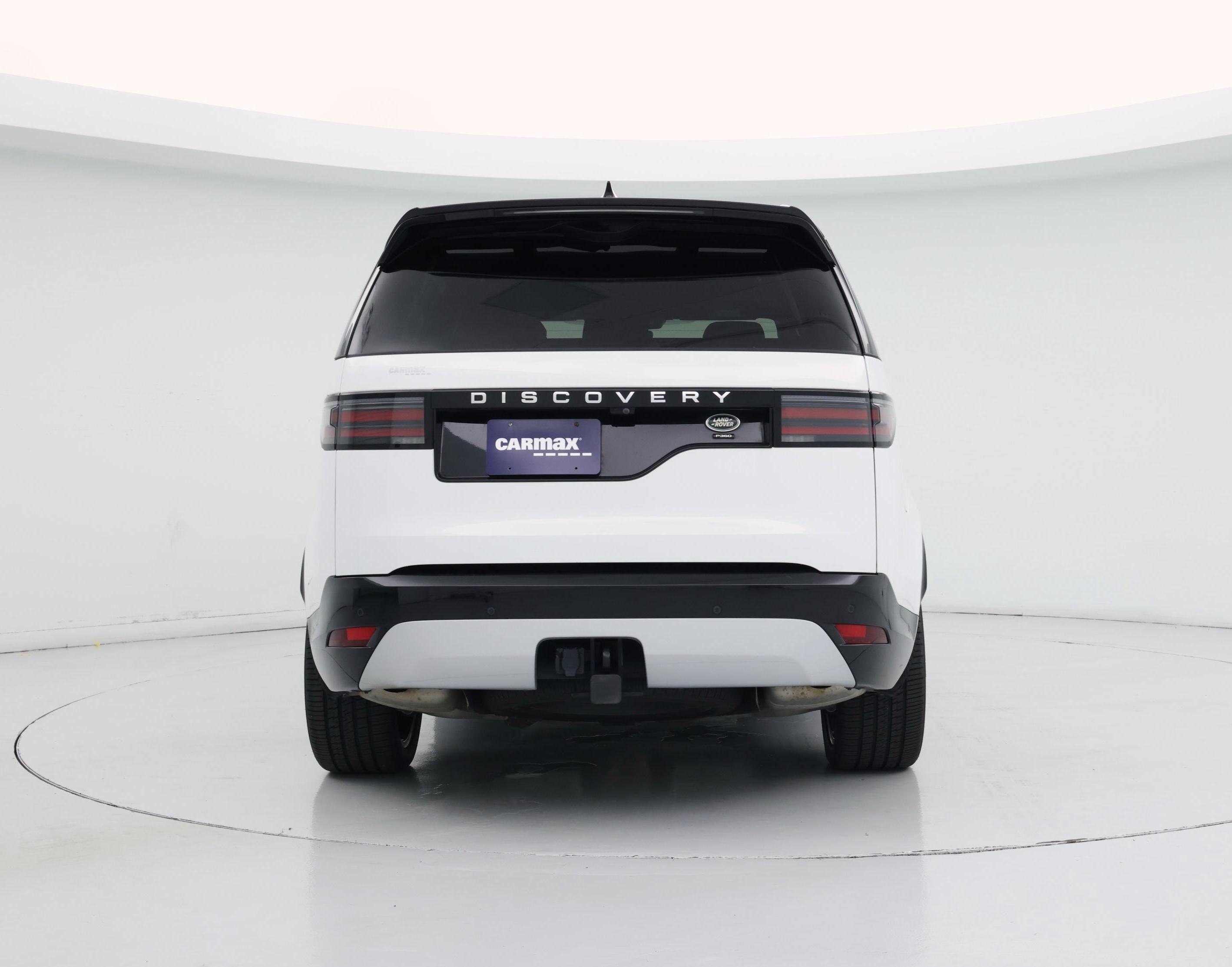 Thumbnail: 2023 Land Rover Discovery - 6