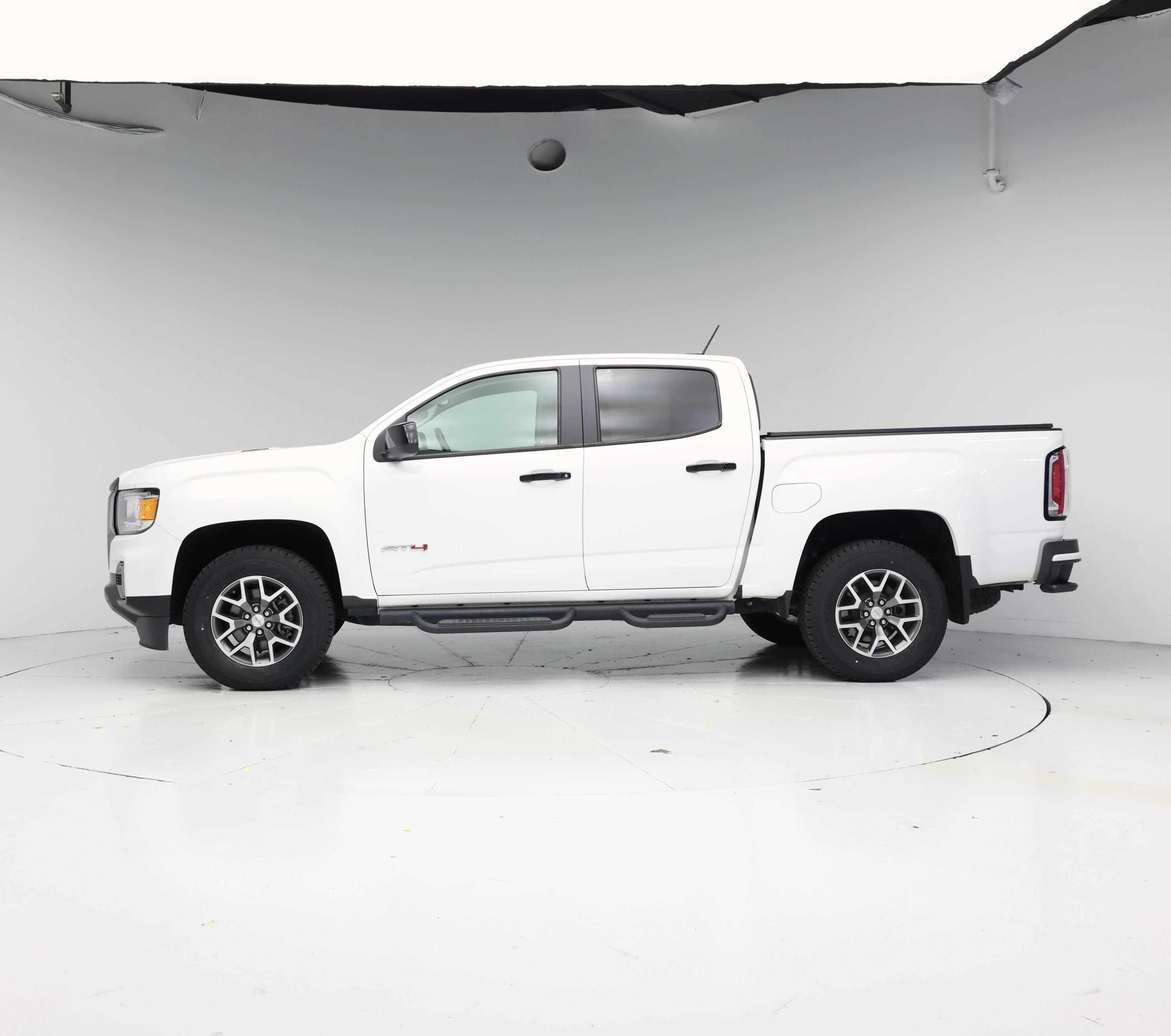 Thumbnail: 2022 GMC Canyon - 3