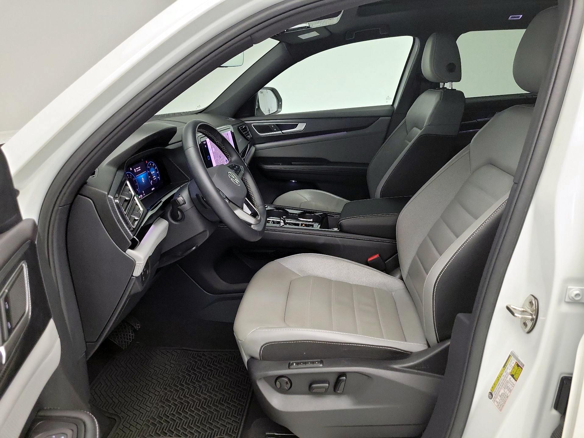 Thumbnail: 2024 Volkswagen Atlas - 11