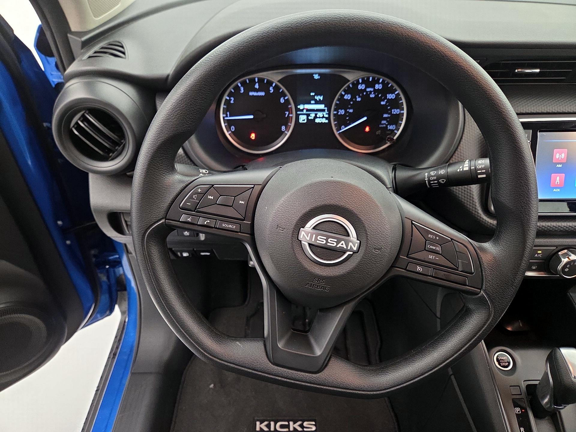 Thumbnail: 2025 Nissan Kicks - 10