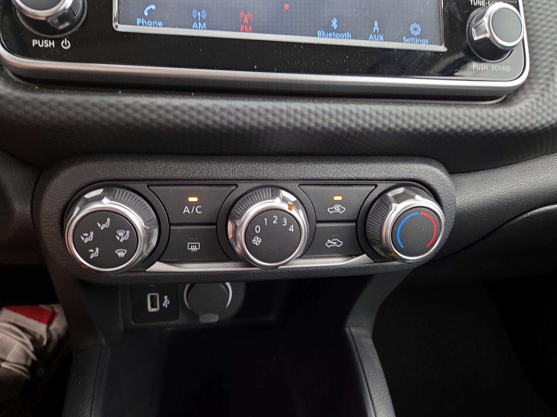 Thumbnail: 2025 Nissan Kicks - 16