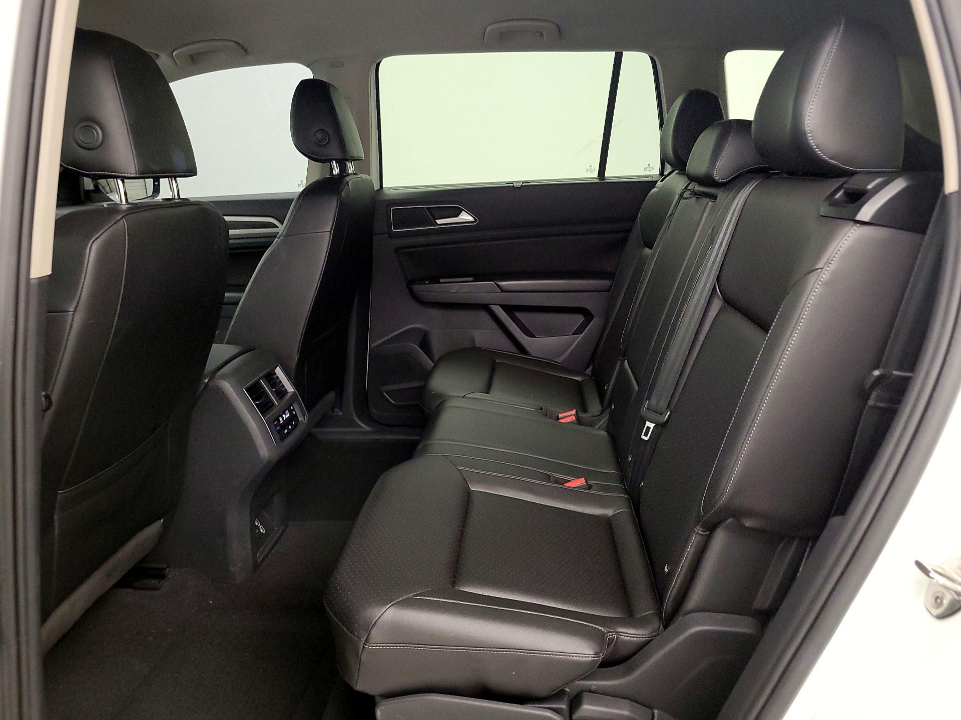 Thumbnail: 2018 Volkswagen Atlas - 17