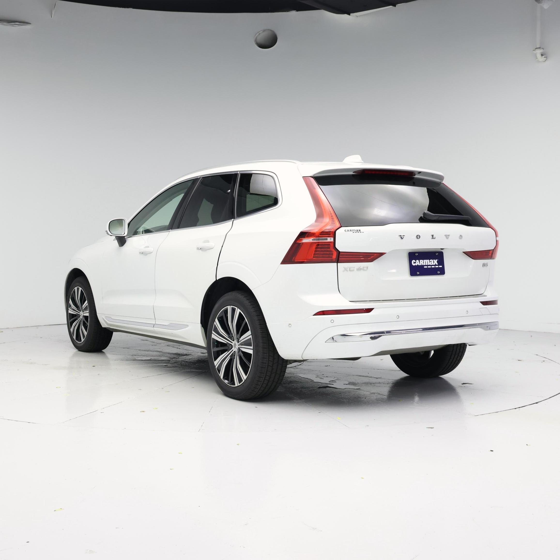 Thumbnail: 2023 Volvo XC60 - 2