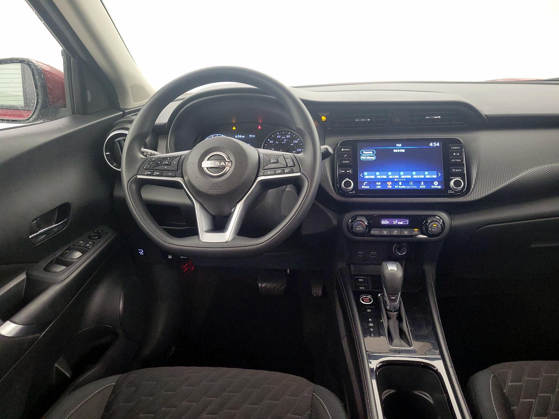 Thumbnail: 2022 Nissan Kicks - 10