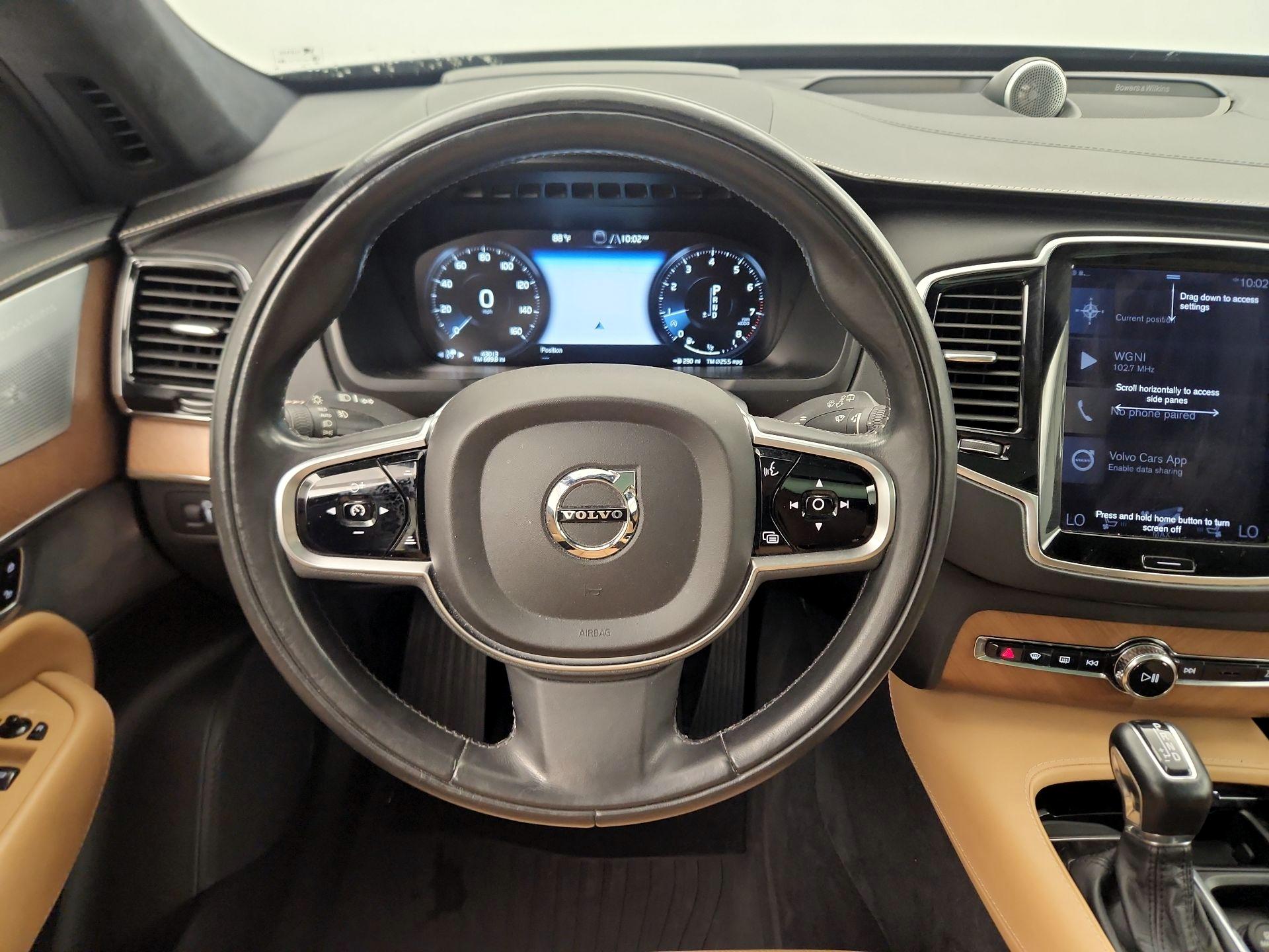 Thumbnail: 2017 Volvo XC90 - 10