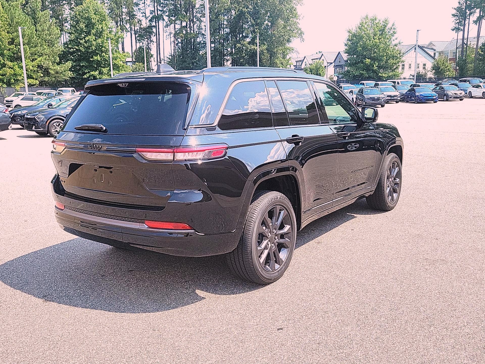 Thumbnail: 2026 Jeep Grand Cherokee - 5