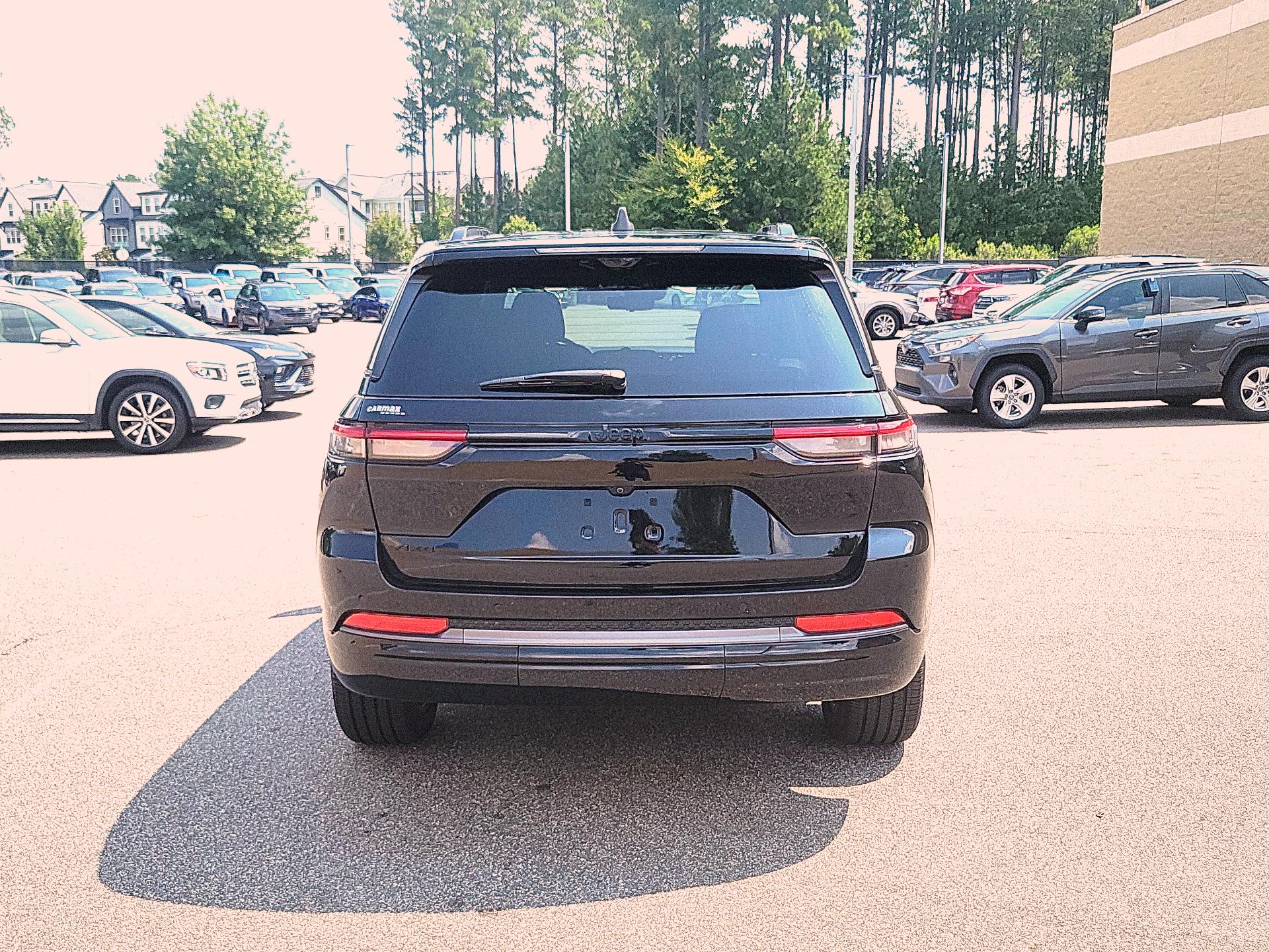 Thumbnail: 2026 Jeep Grand Cherokee - 6