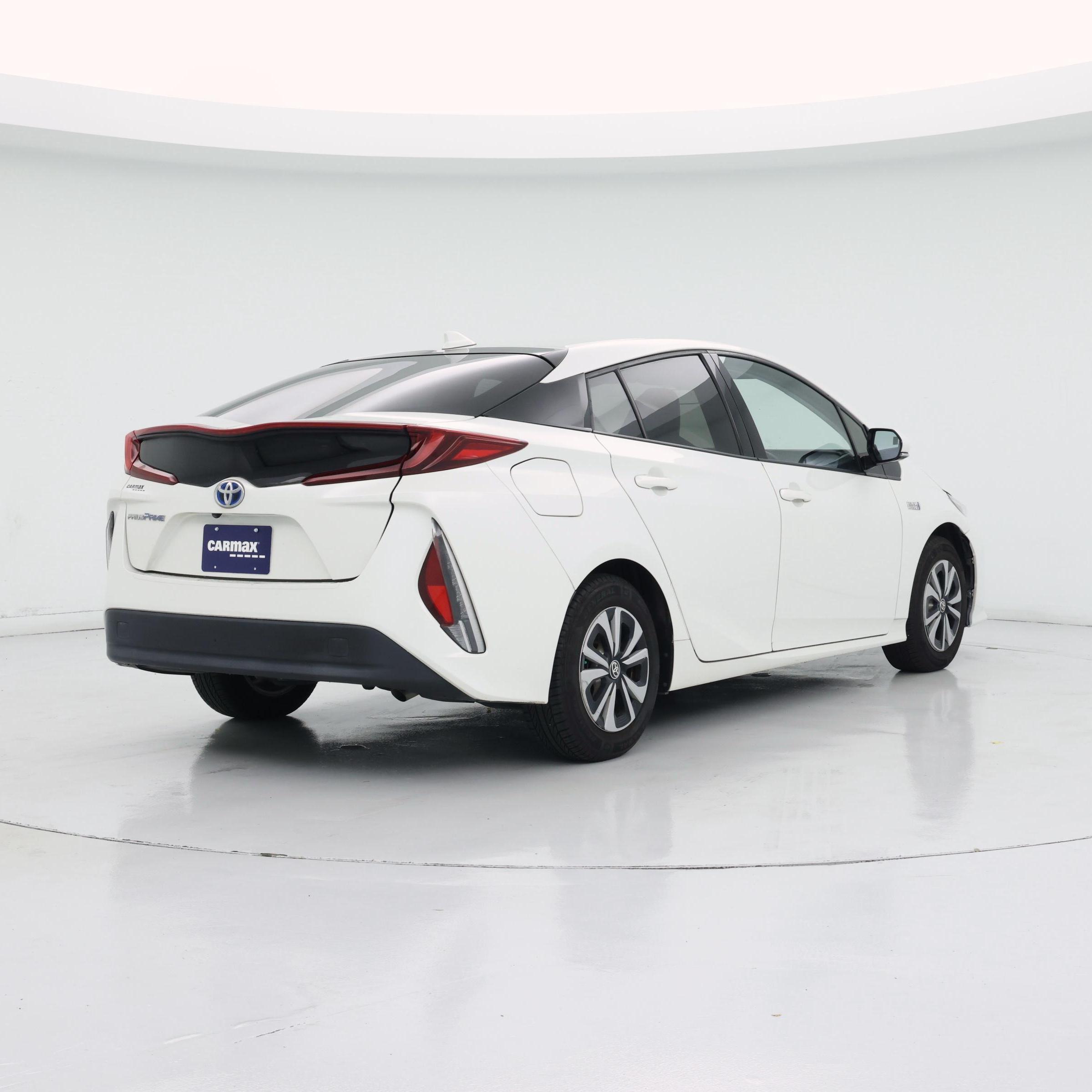 Thumbnail: 2019 Toyota Prius Prime - 8