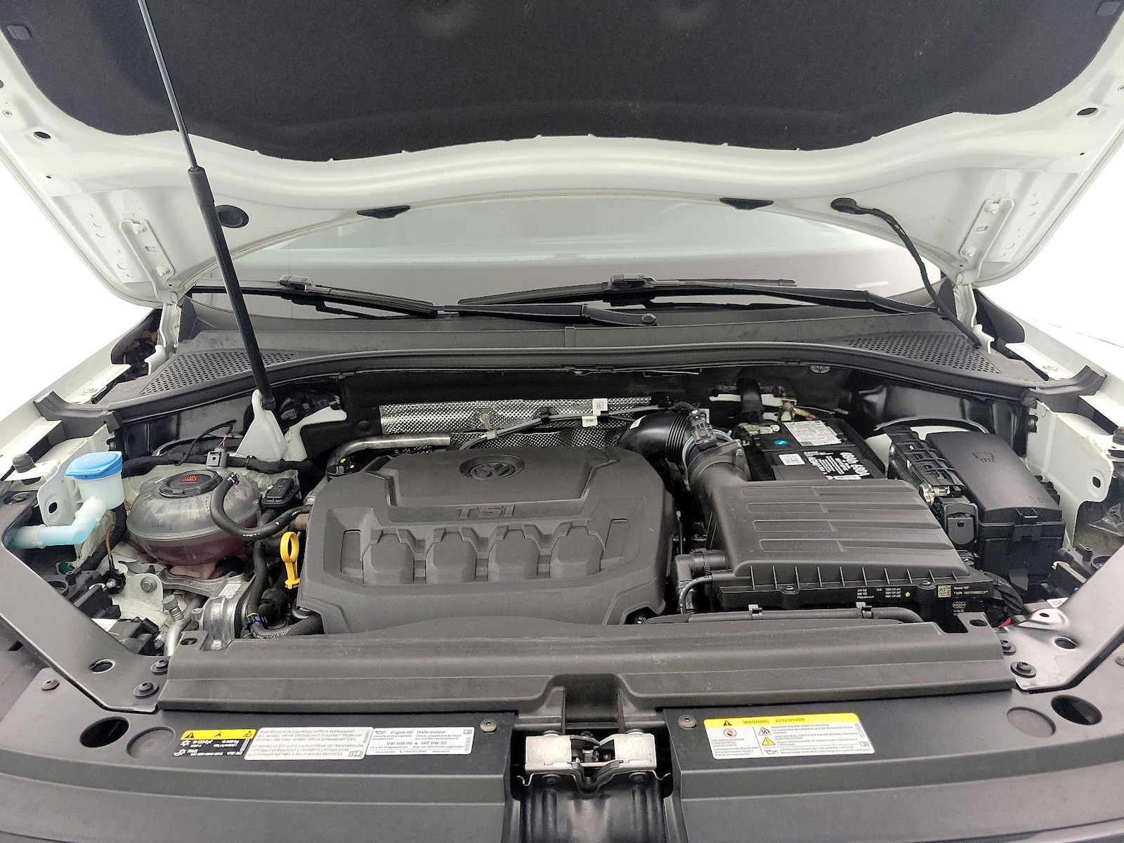 2022 Volkswagen Tiguan SE - Photo 23