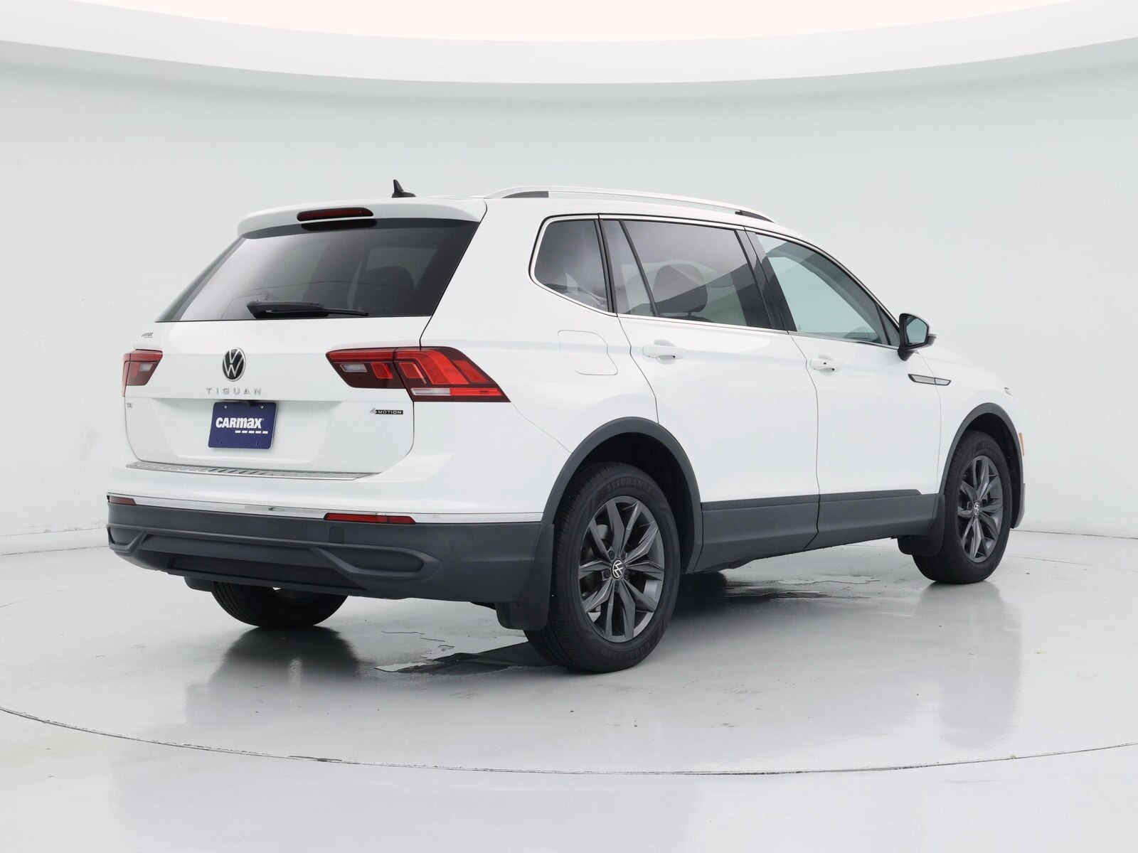 2022 Volkswagen Tiguan SE - Photo 9