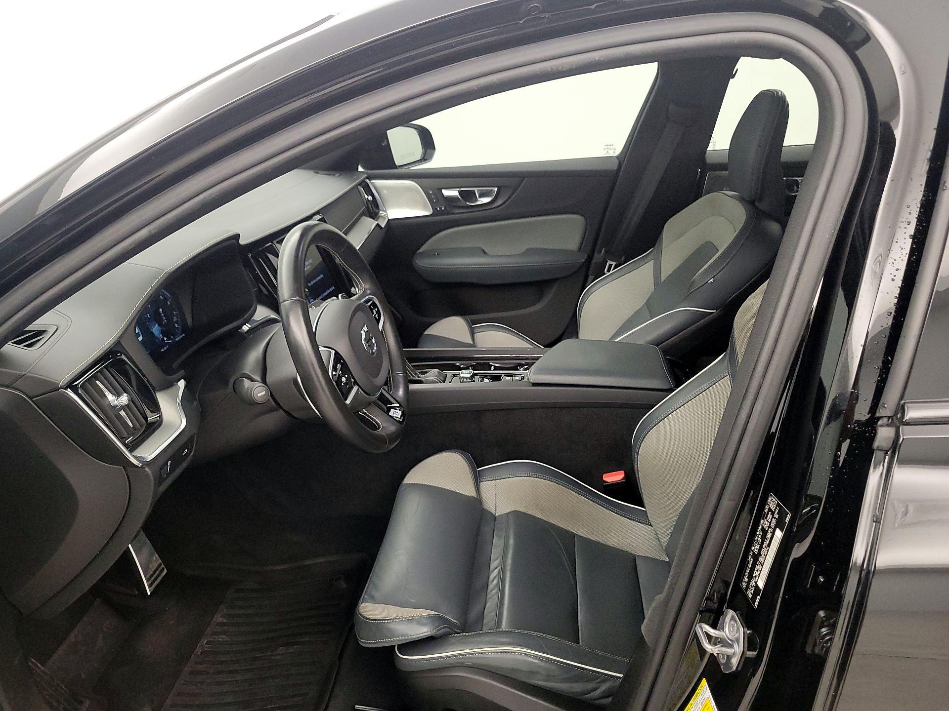 Thumbnail: 2020 Volvo S60 - 9