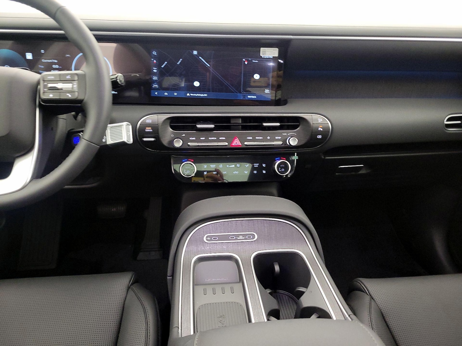 2026 Hyundai Palisade Limited - Photo 10