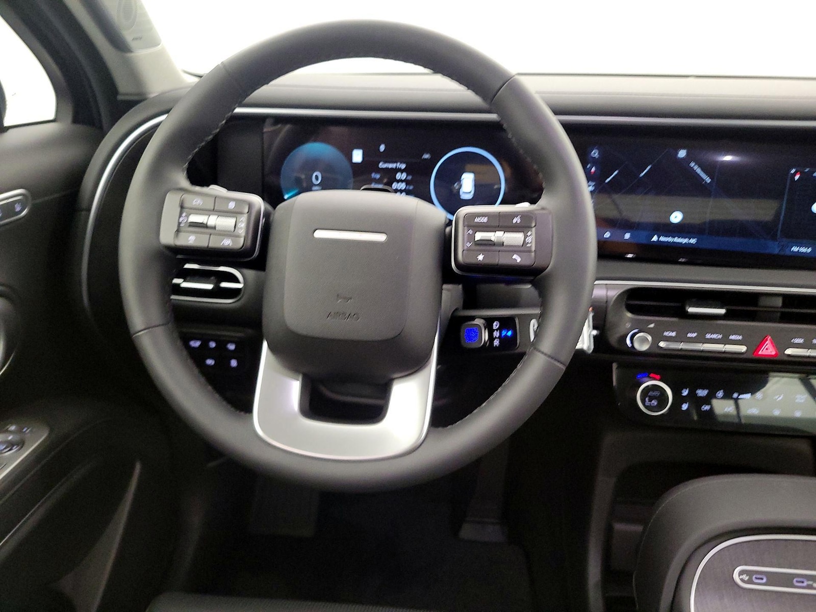 2026 Hyundai Palisade Limited - Photo 11