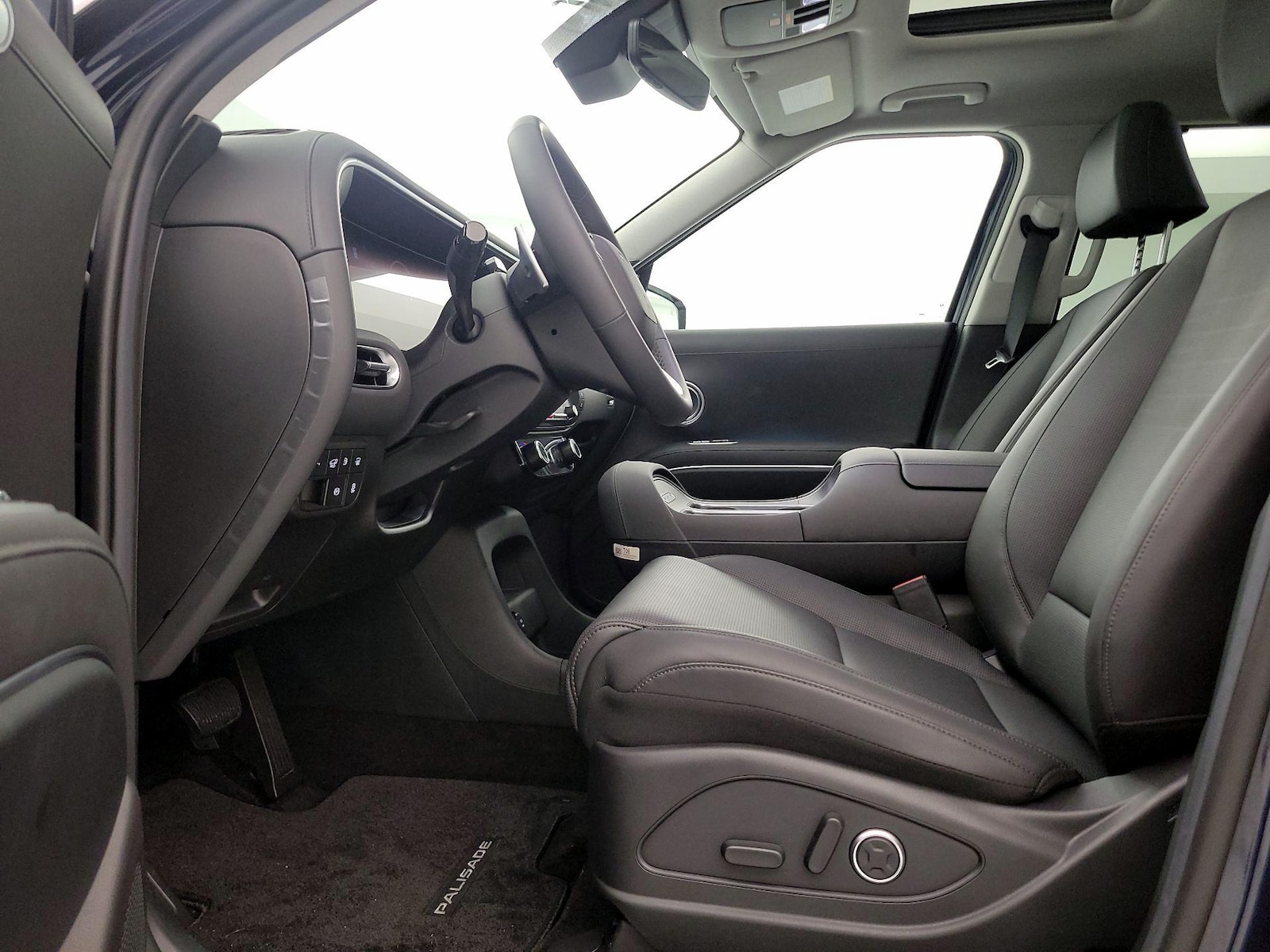 2026 Hyundai Palisade Limited - Photo 12