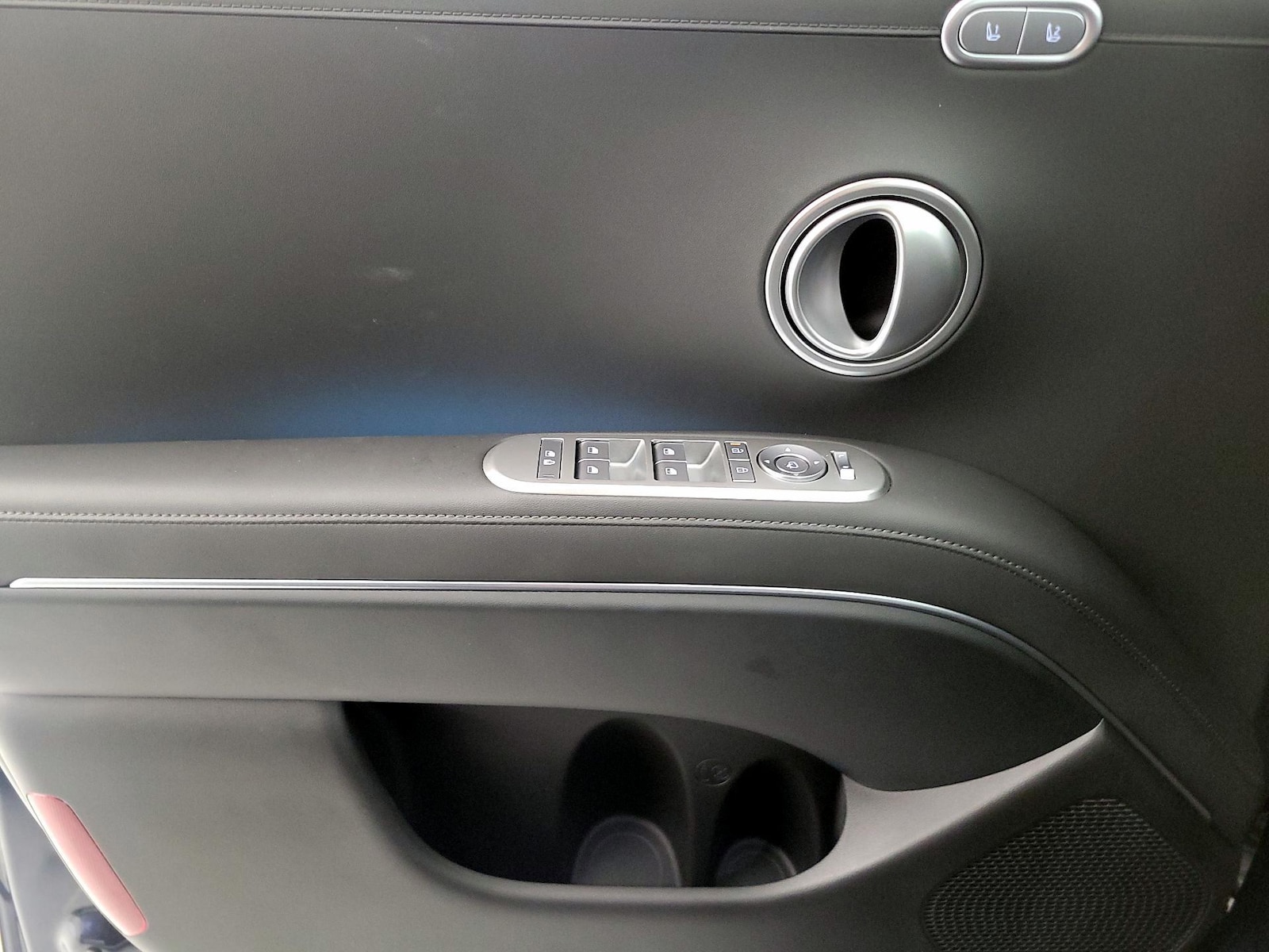 2026 Hyundai Palisade Limited - Photo 13