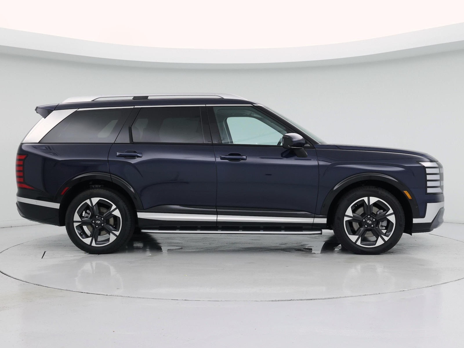 2026 Hyundai Palisade Limited - Photo 8