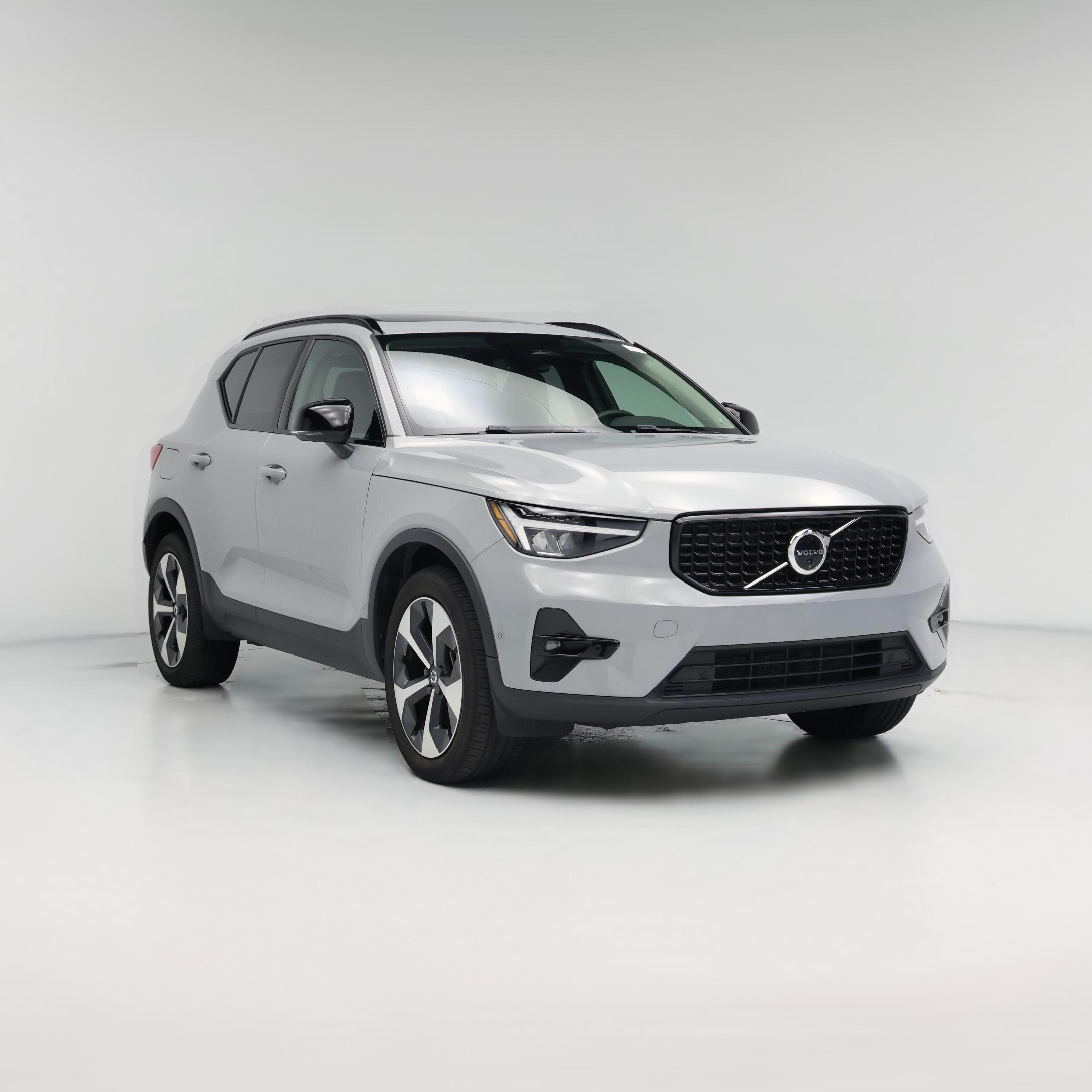 Thumbnail: 2024 Volvo XC40 - 1