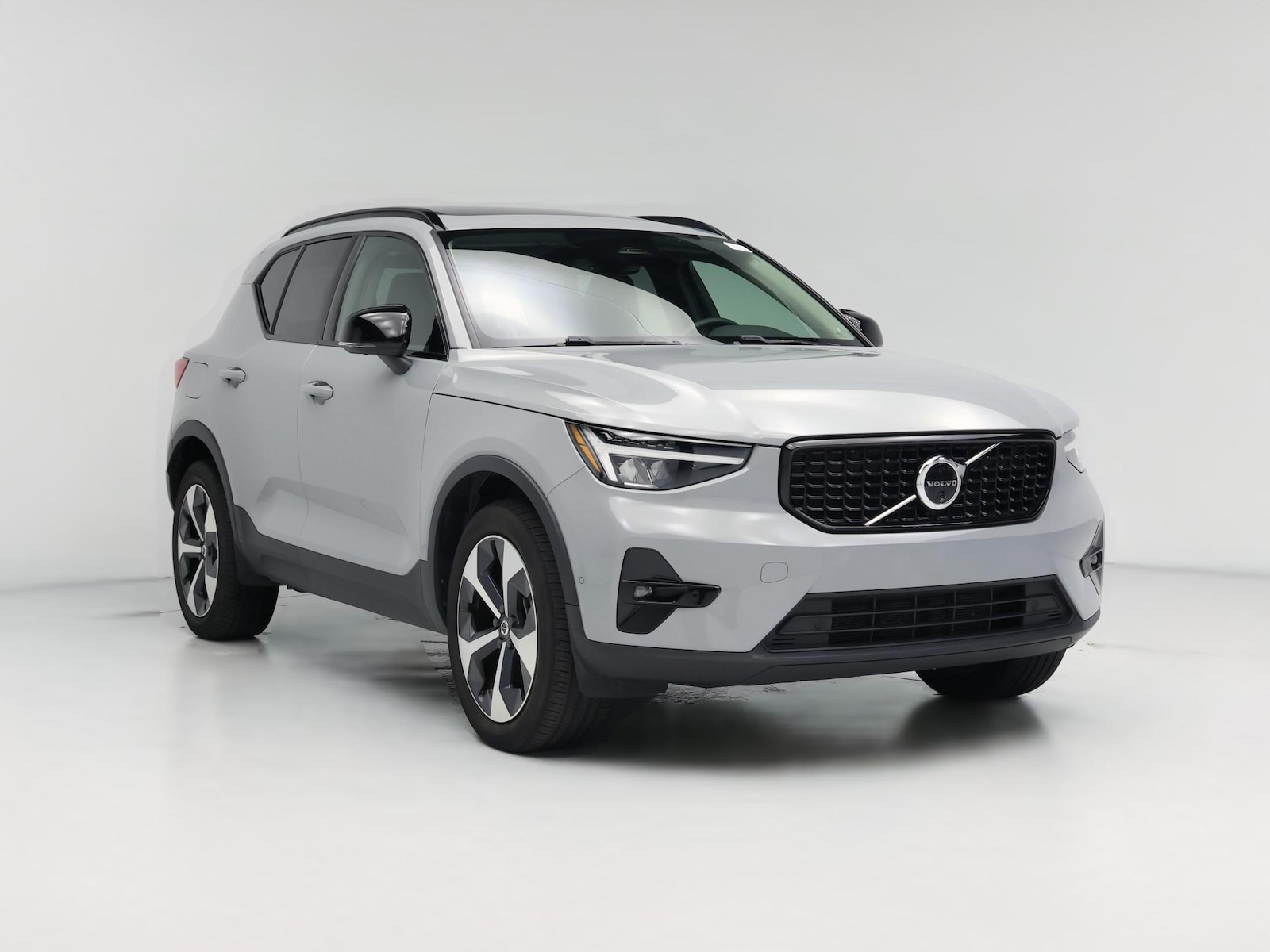 2024 Volvo XC40