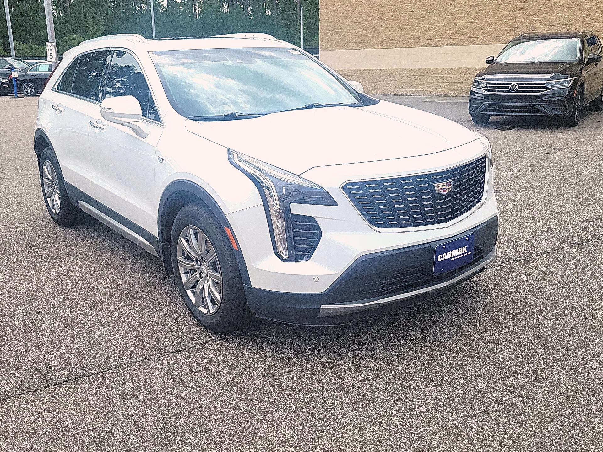 Thumbnail: 2020 Cadillac XT4 - 1
