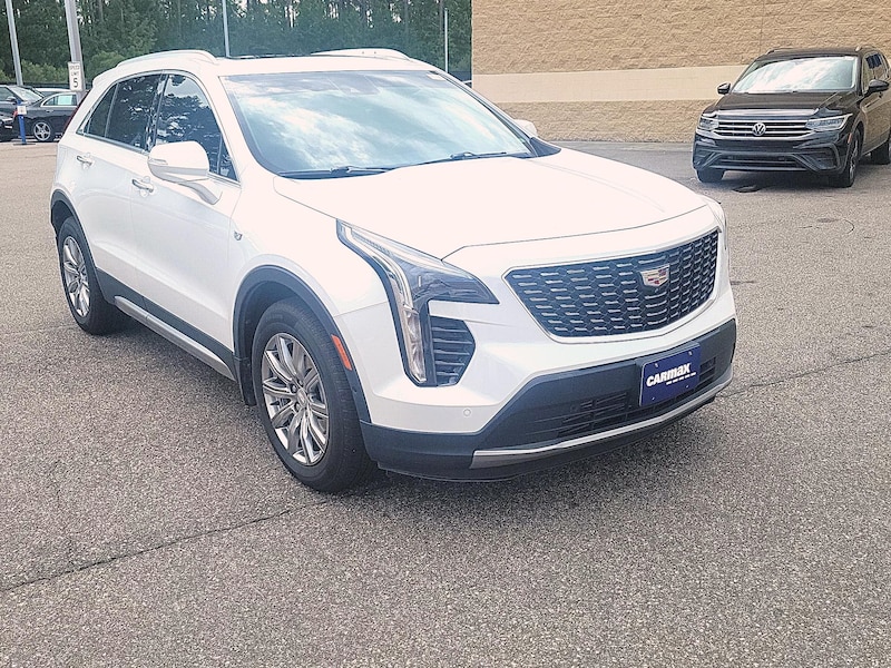 2020 Cadillac XT4 Premium Luxury
