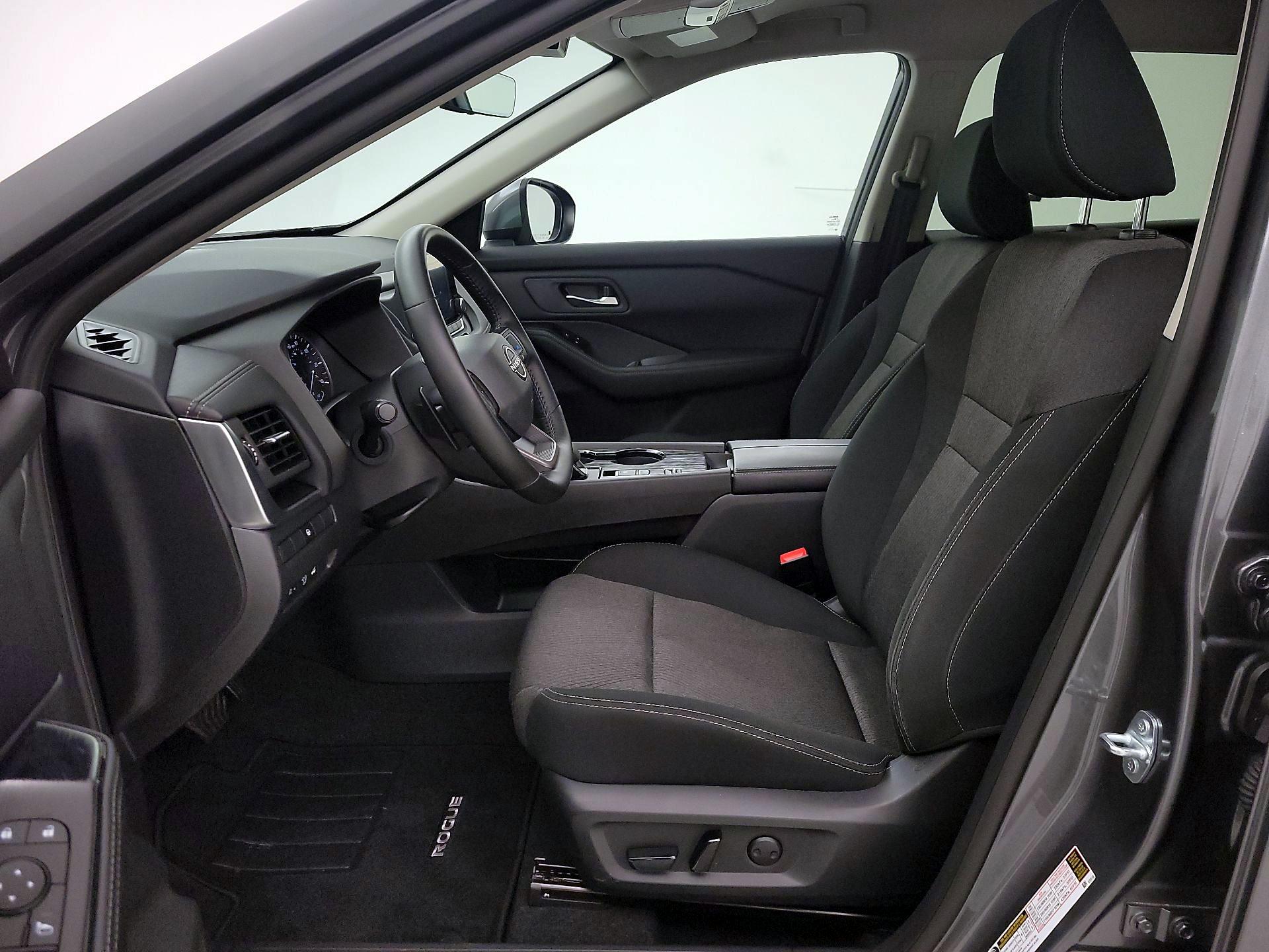 Thumbnail: 2025 Nissan Rogue - 11