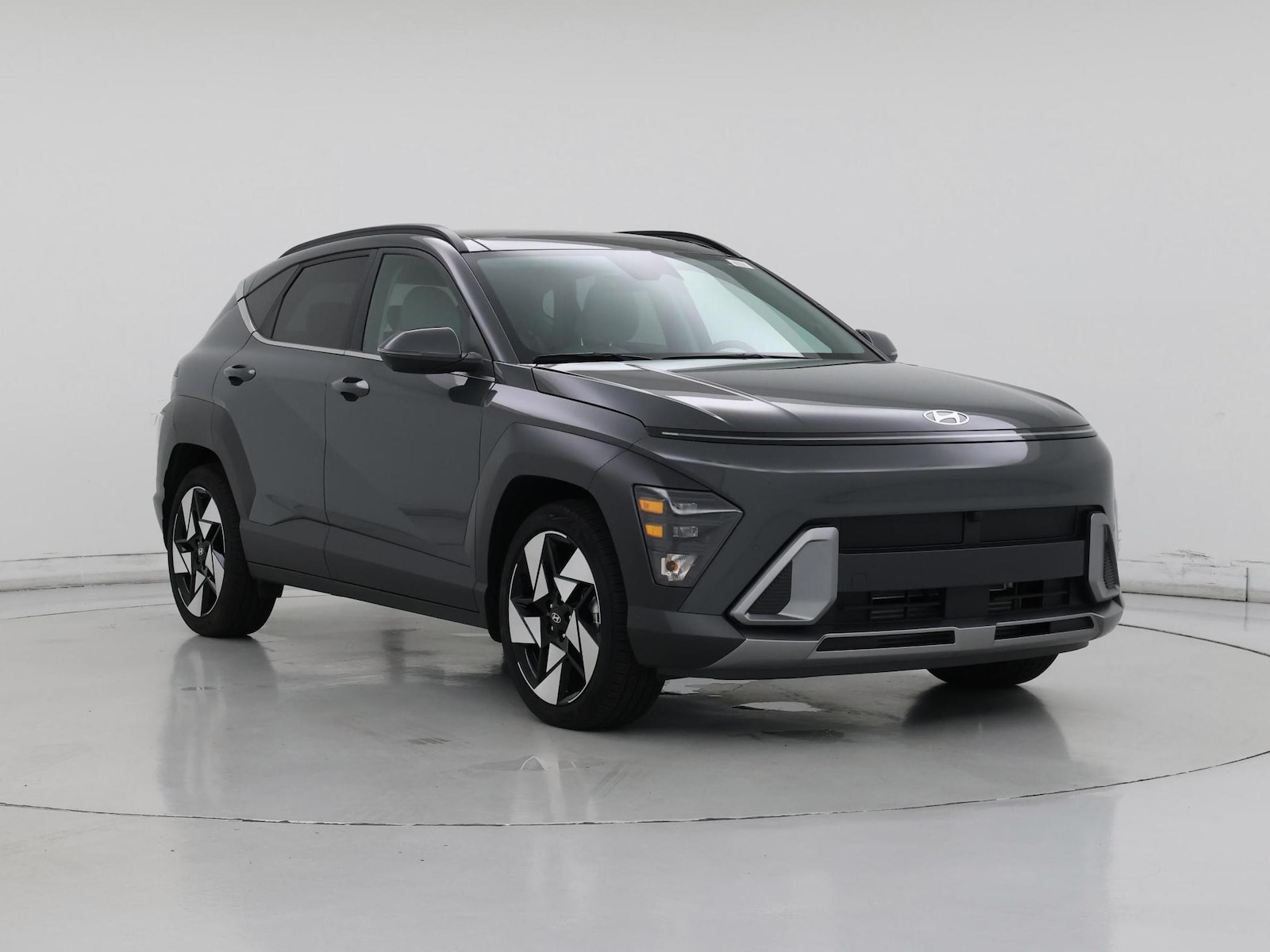 2026 Hyundai Kona Limited - Photo 2