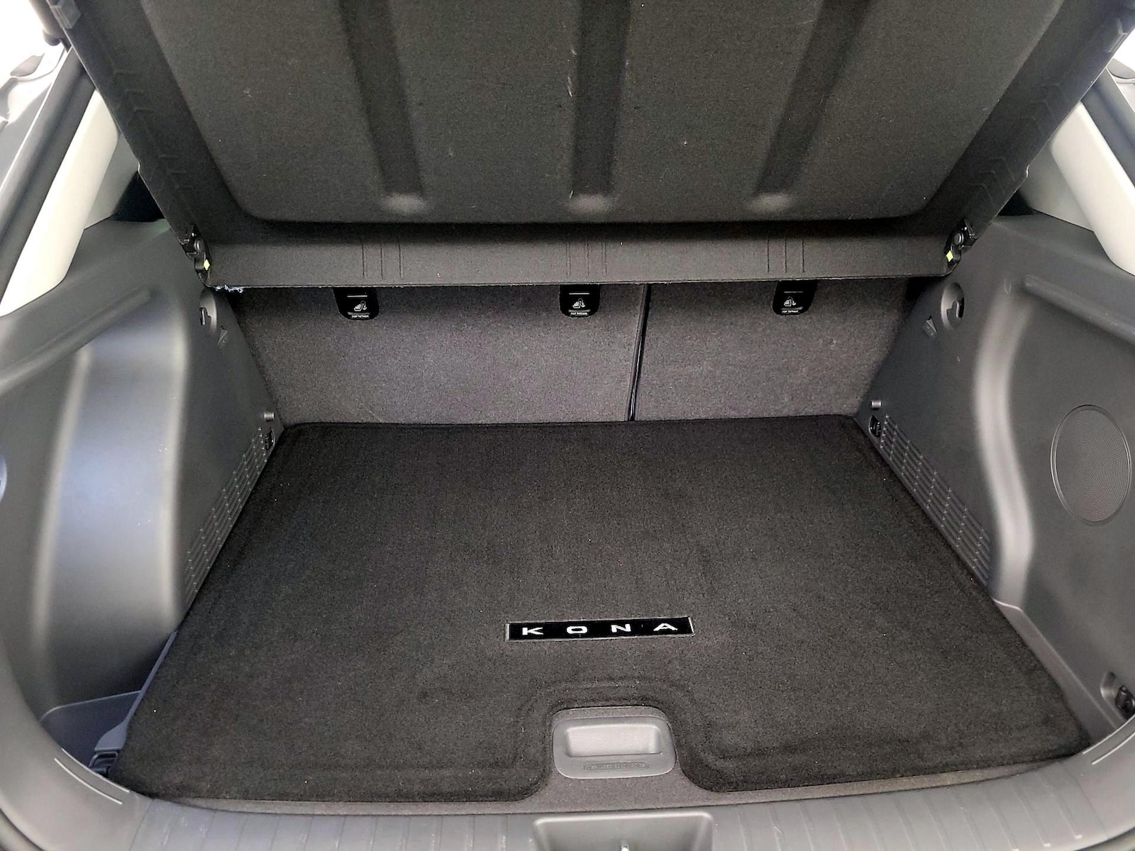 2026 Hyundai Kona Limited - Photo 22