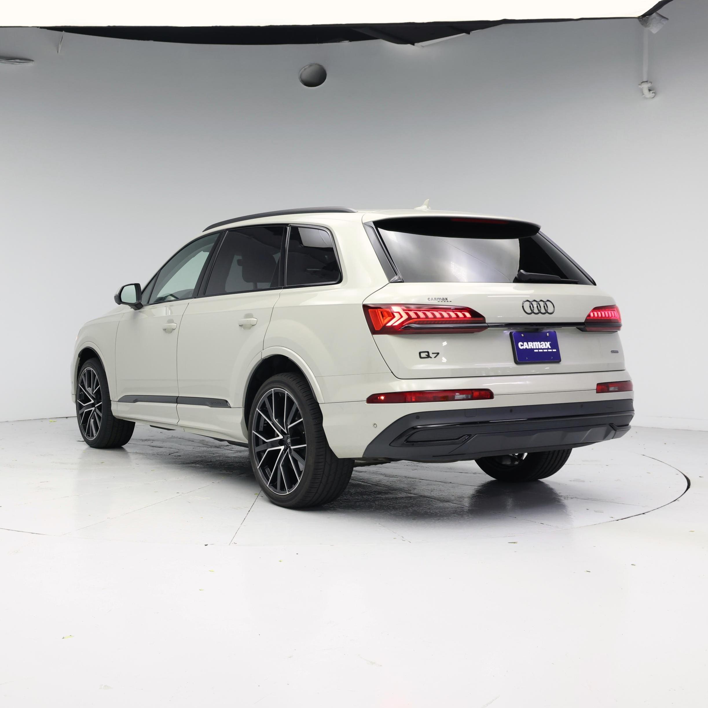 Thumbnail: 2022 Audi Q7 - 2