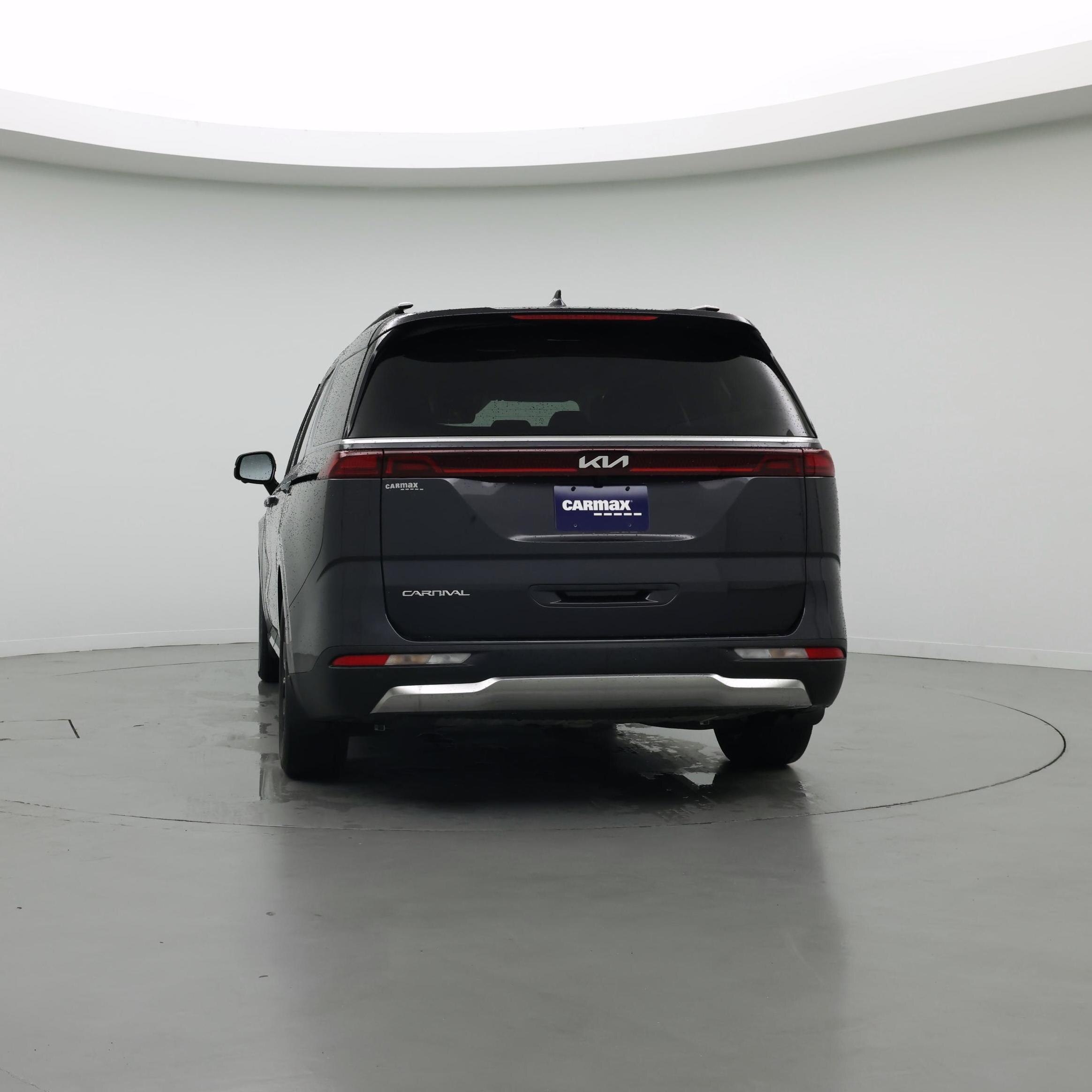 Thumbnail: 2023 Kia Carnival - 6