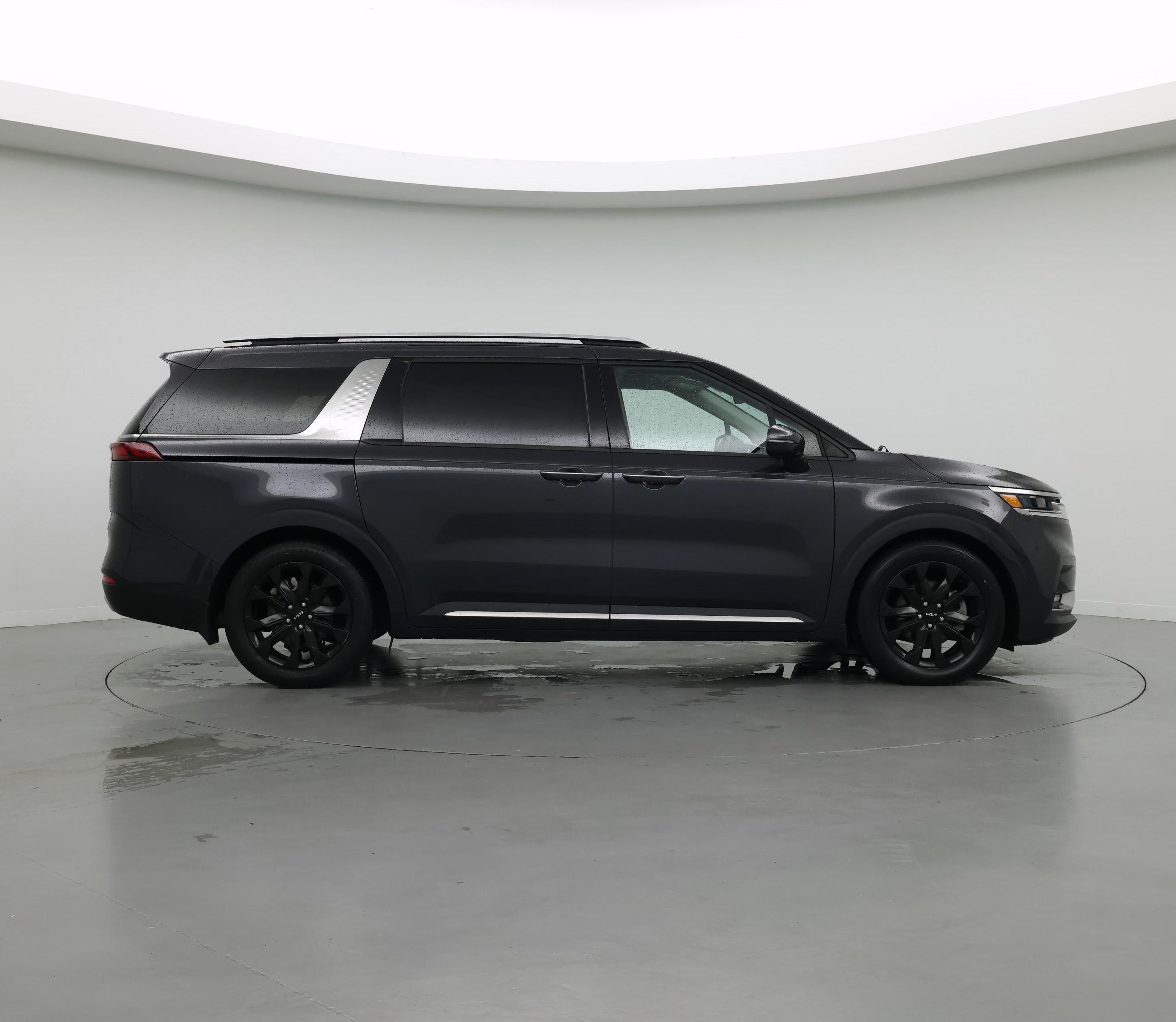 Thumbnail: 2023 Kia Carnival - 7