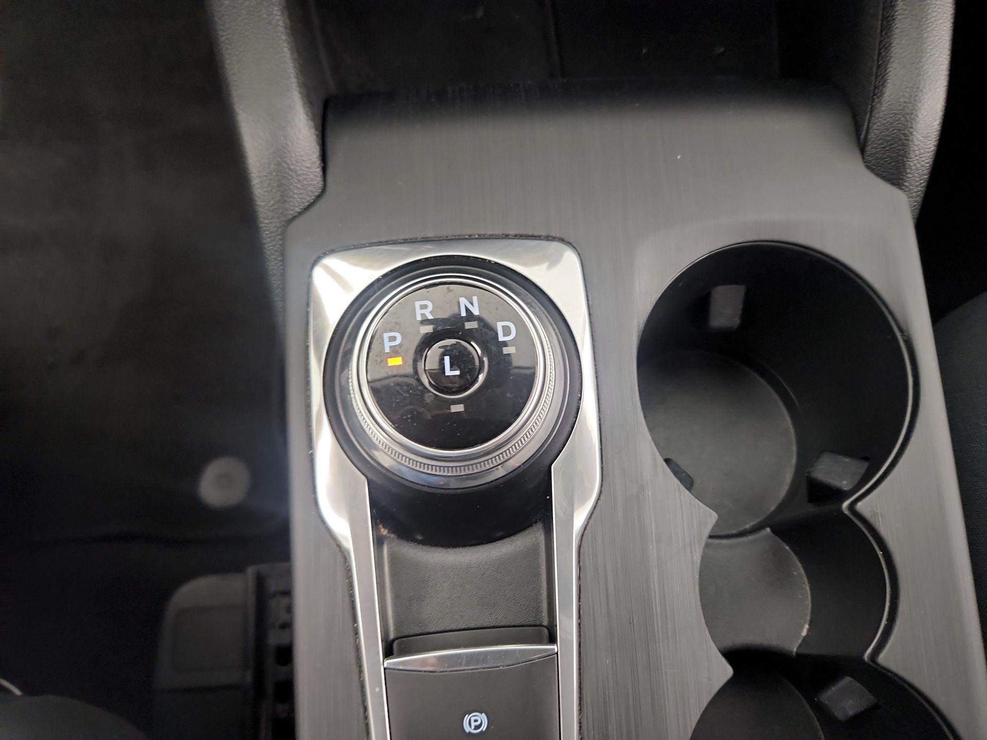 Thumbnail: 2021 Ford Escape - 17
