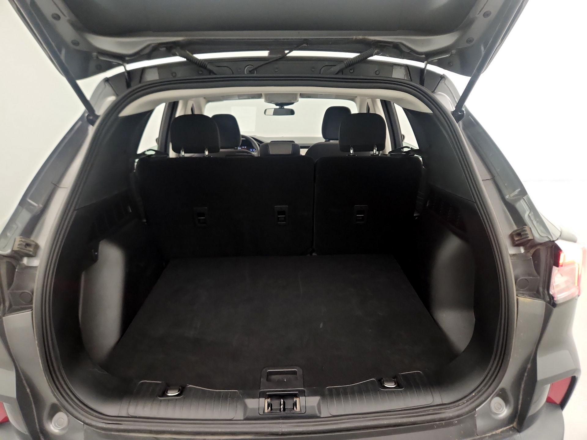 Thumbnail: 2021 Ford Escape - 20