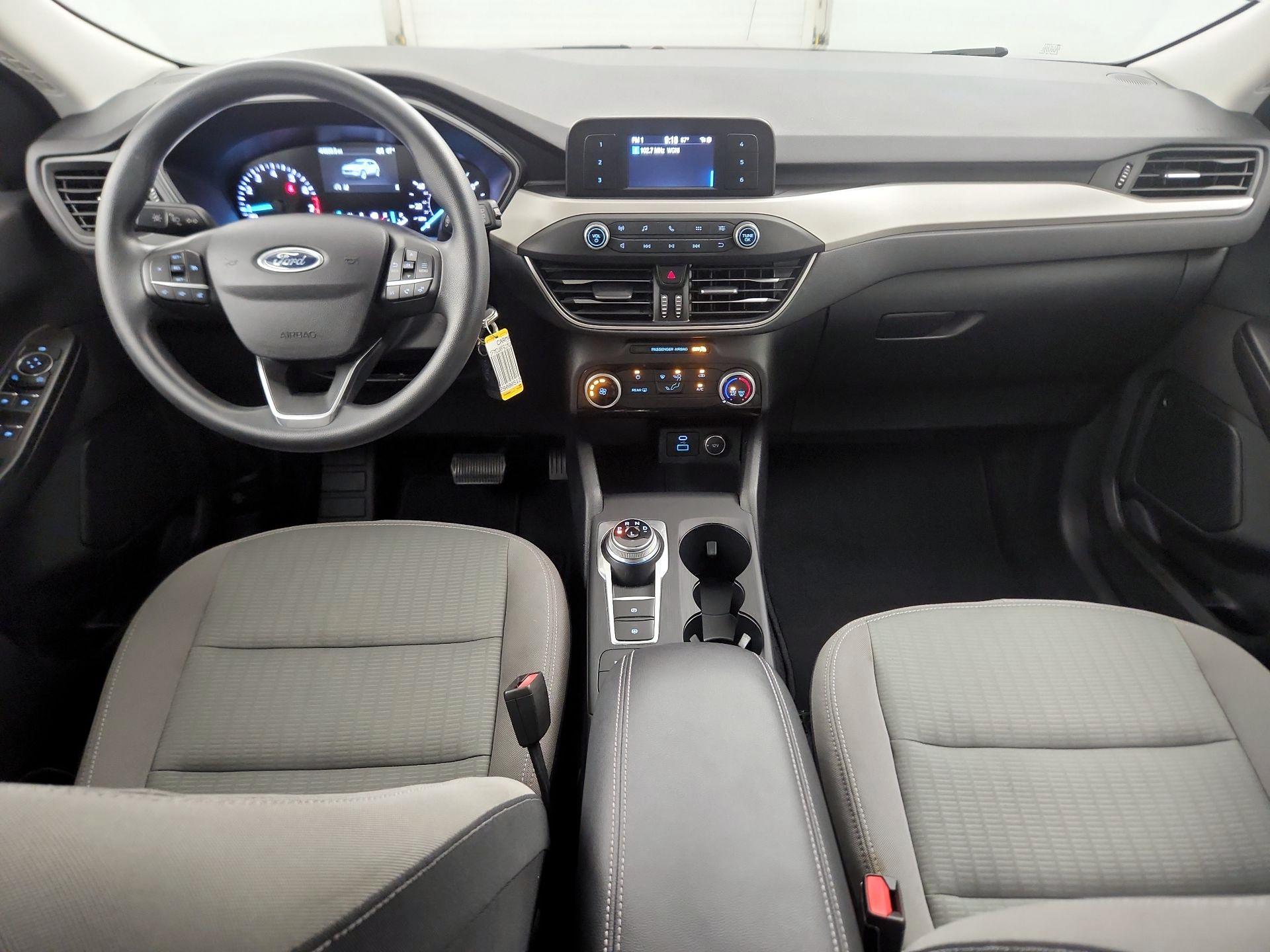 Thumbnail: 2021 Ford Escape - 9