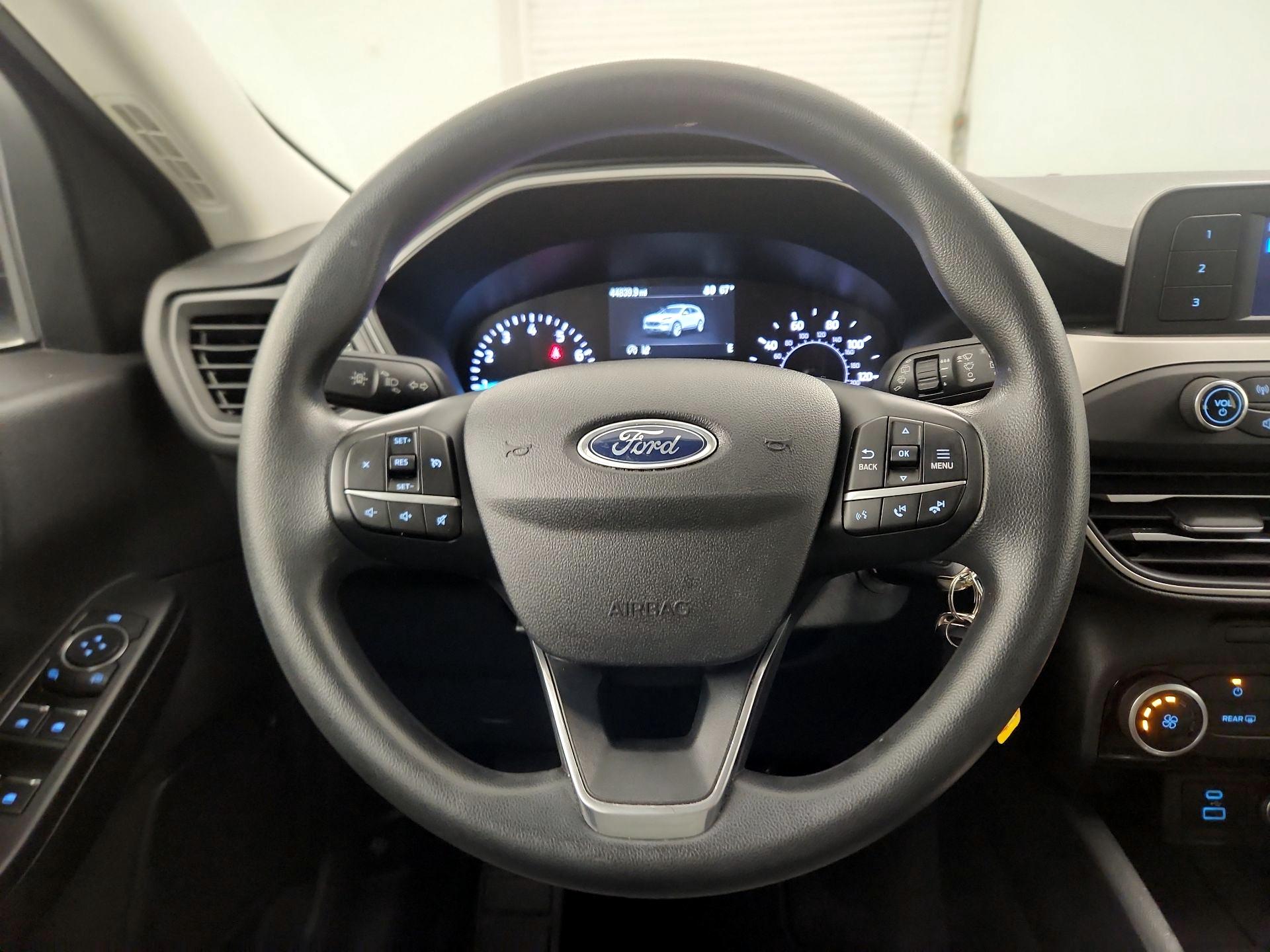 Thumbnail: 2021 Ford Escape - 10