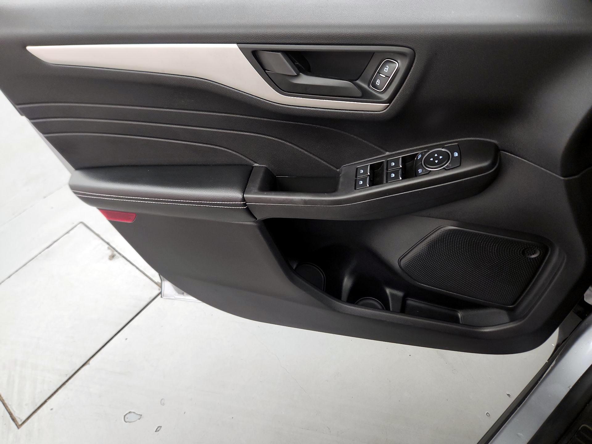 Thumbnail: 2021 Ford Escape - 12