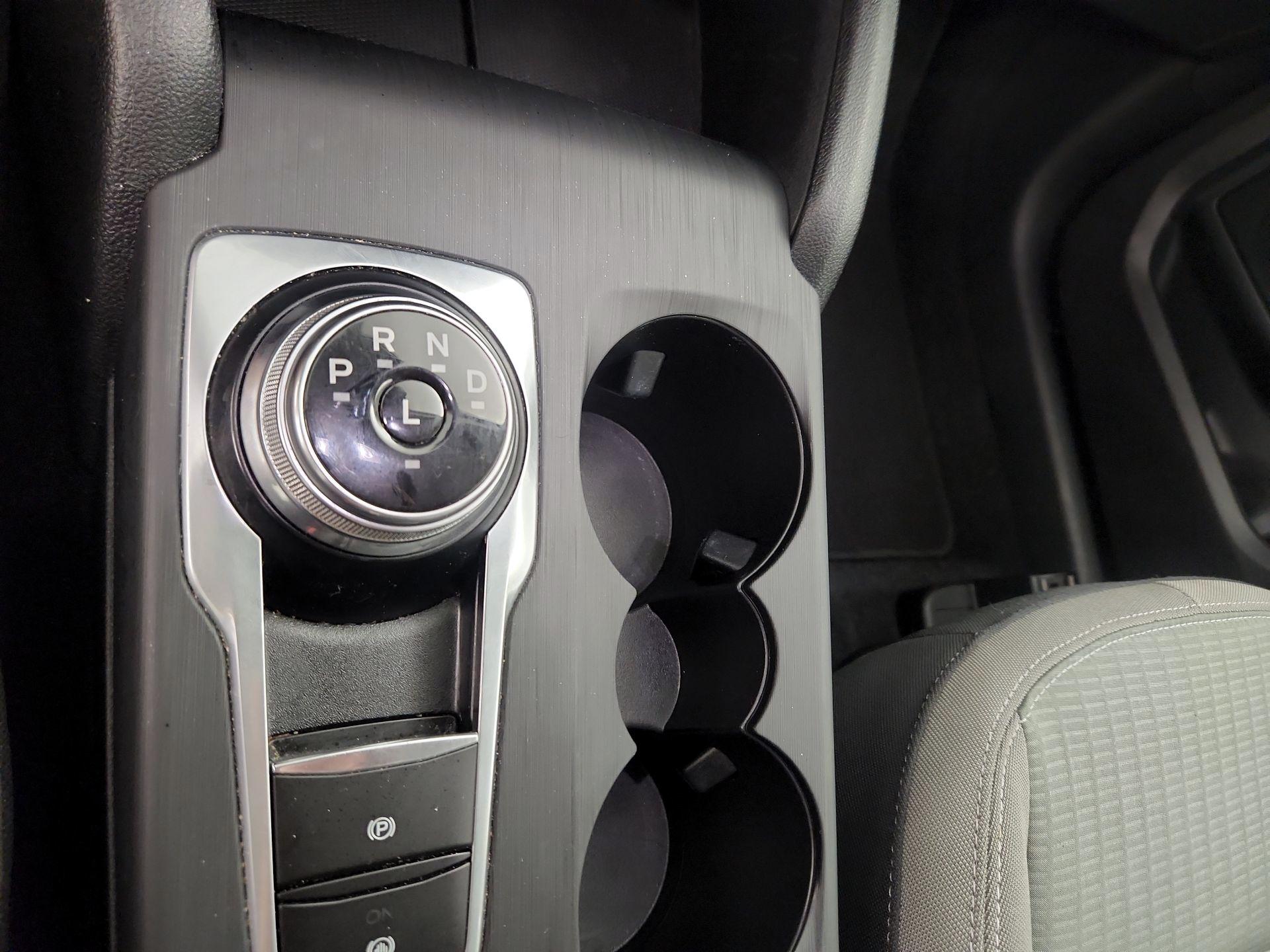 Thumbnail: 2021 Ford Escape - 17