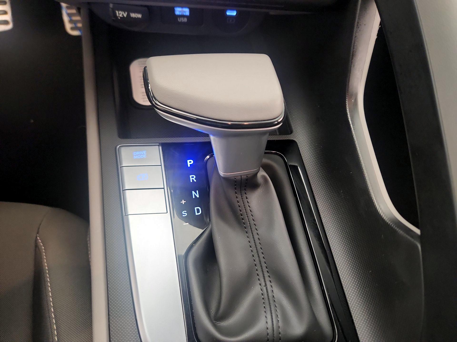 Thumbnail: 2026 Hyundai Elantra - 17